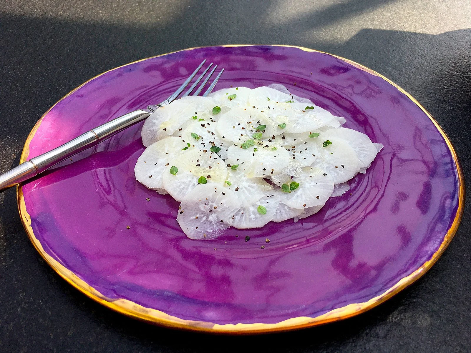 Carpaccio di daikon all'origano