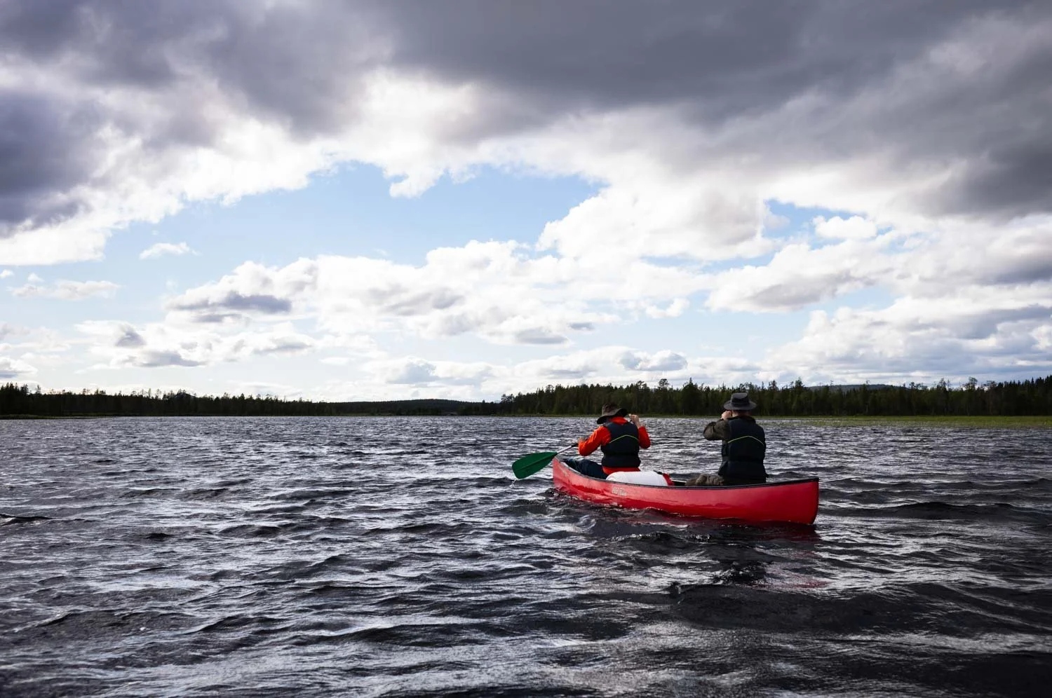 Kanutour während der Fotoreise in Lappland