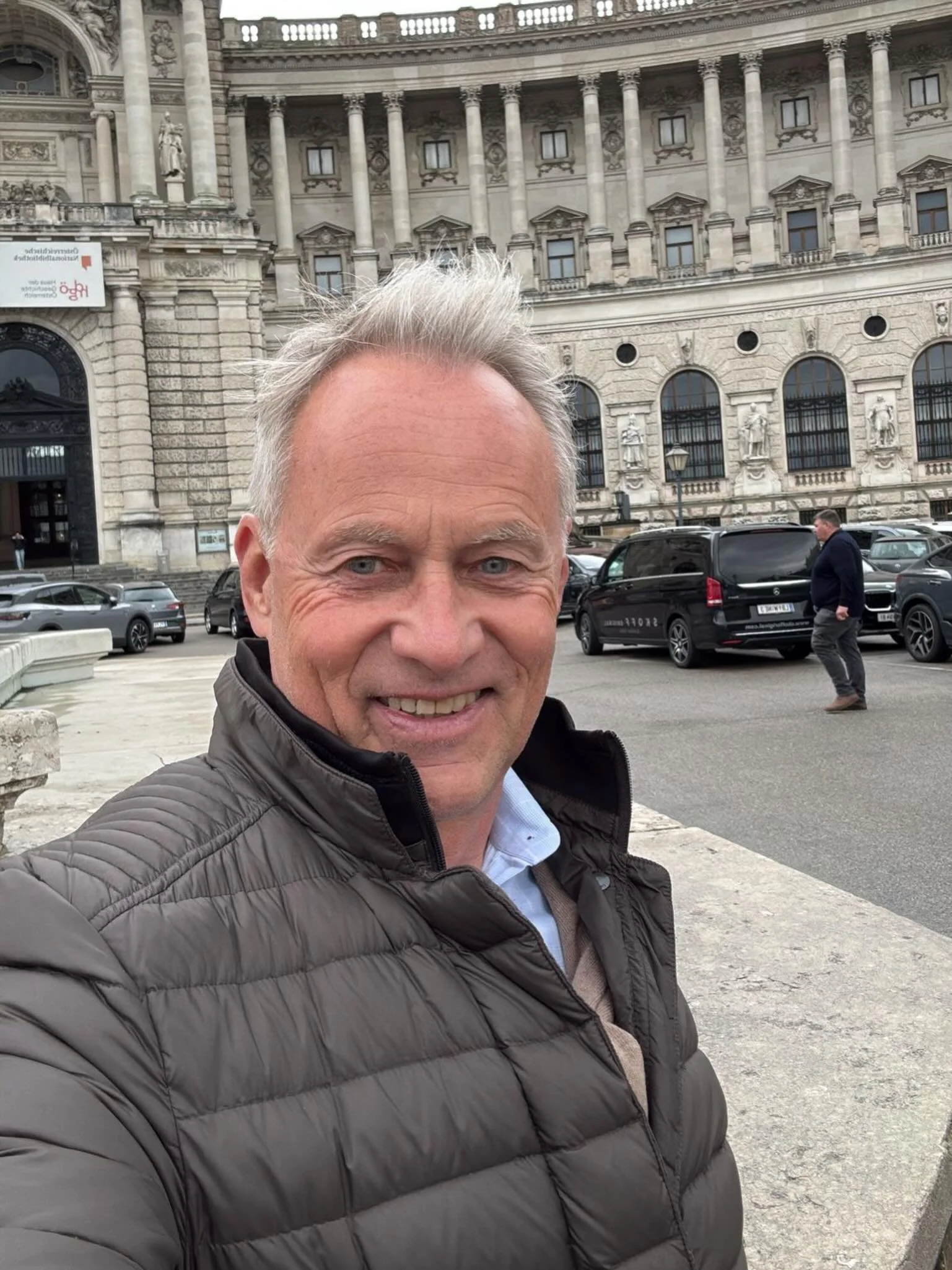 Heute mal in politischer Mission in #Wien! Die blaue Welle rollt durch Europa. #AfD