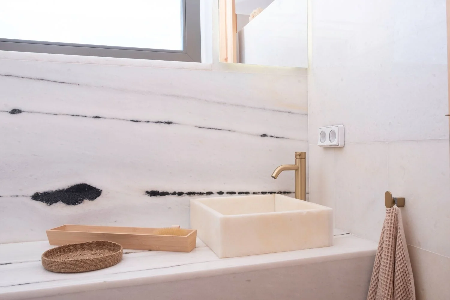 retreat-venue-beaufort-villa-bathroom.jpg