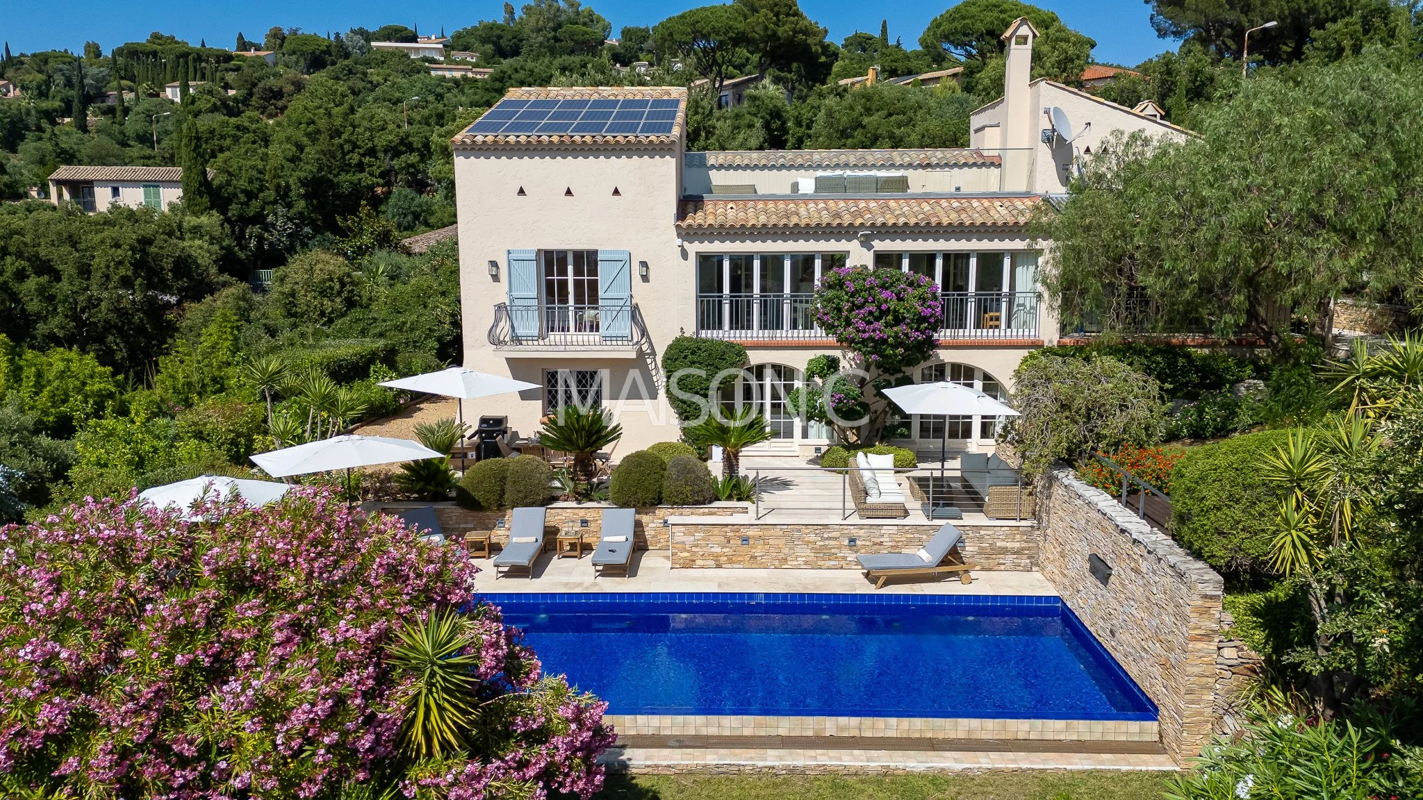 Maison avec piscine