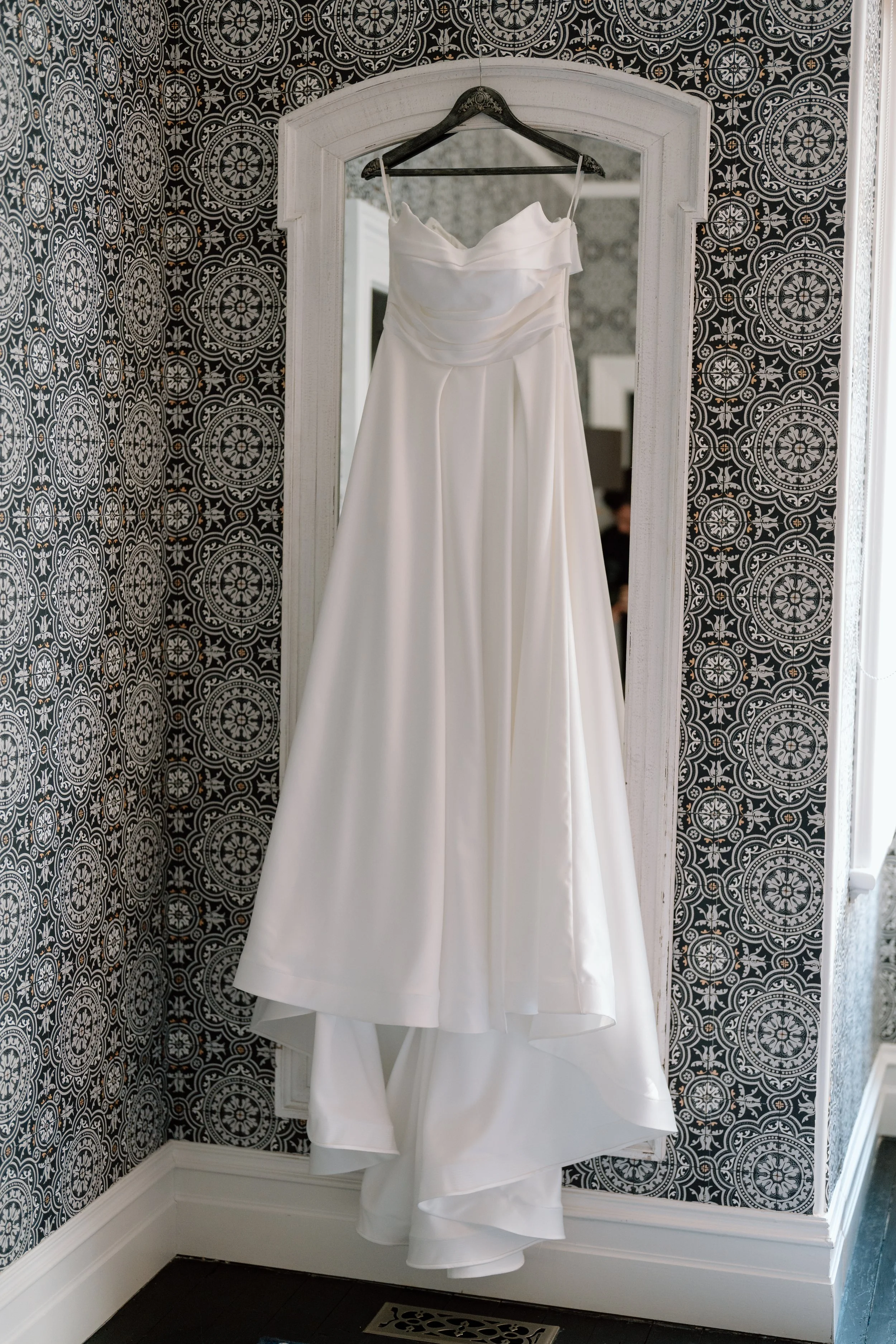 Helena+Gavin-Stoneridge-Estate-Queenstown-Wedding-Photographer27.jpg