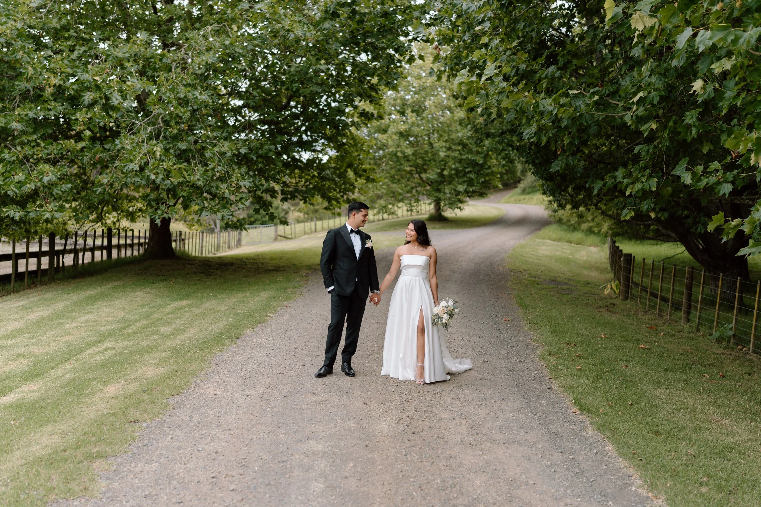 Daron&Isabelle_Kauri-Bay-Auckland-Wedding-Photographer31.jpg