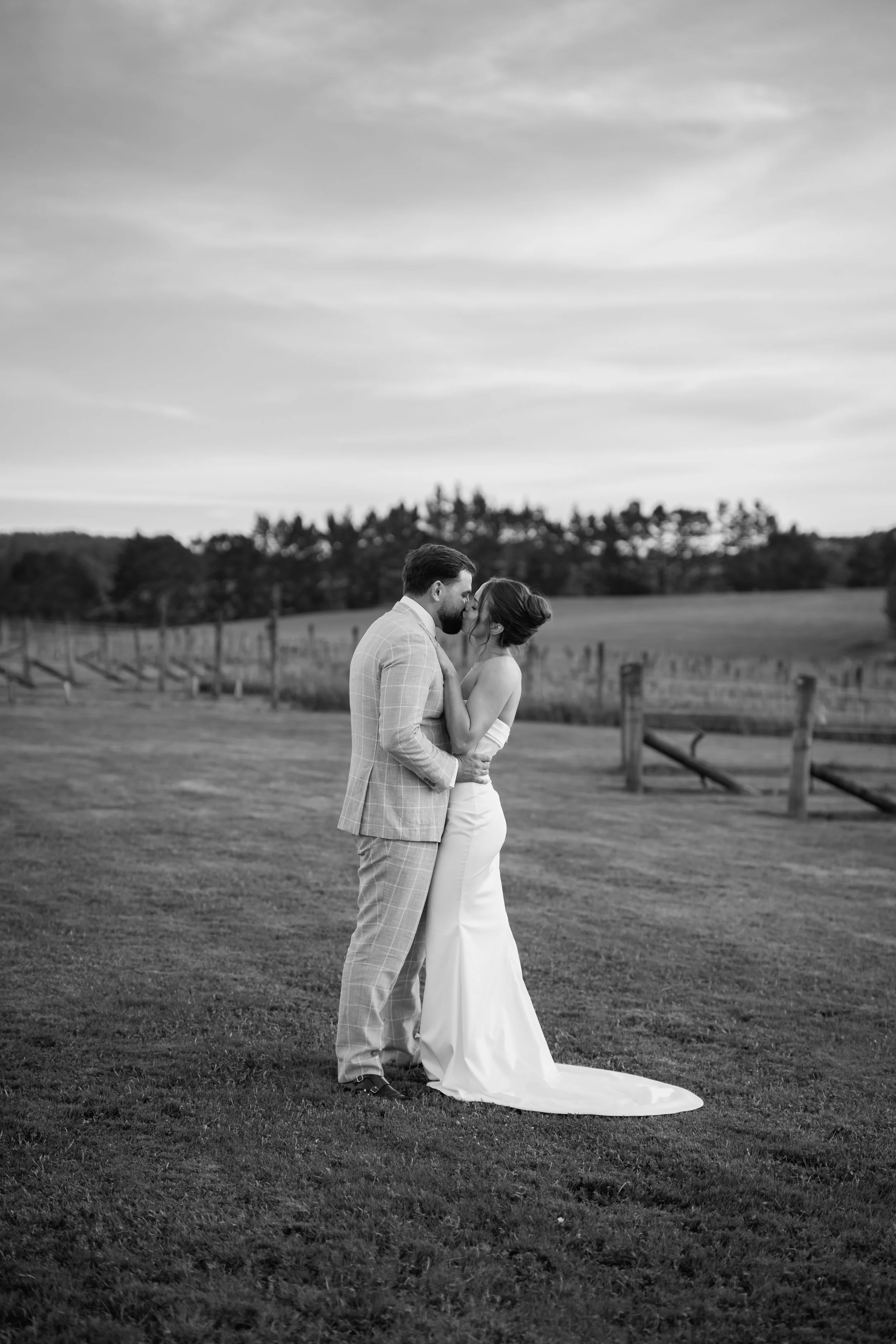 Hannah+Alex_Previews-240.jpg