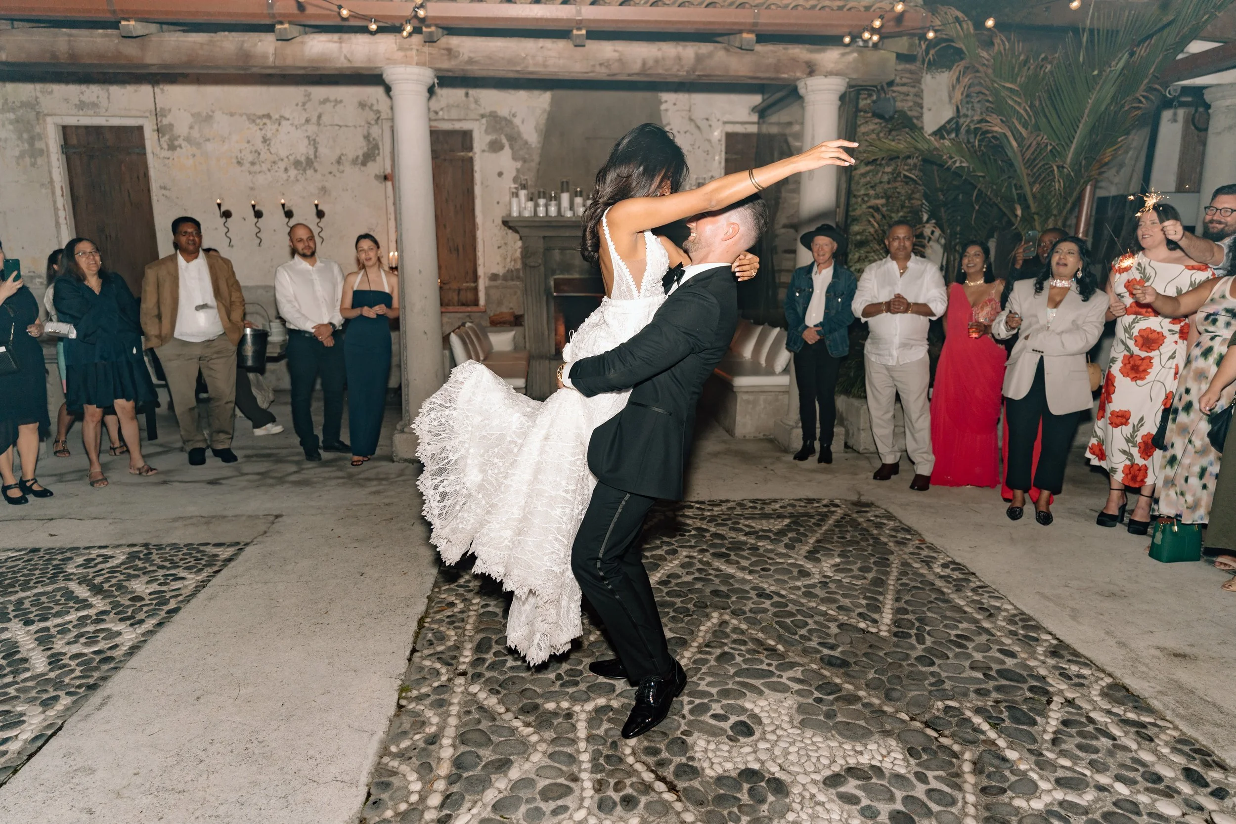 Nina+Warren_Mantells-Mt-Eden-Auckland-Wedding-Photography216.jpg