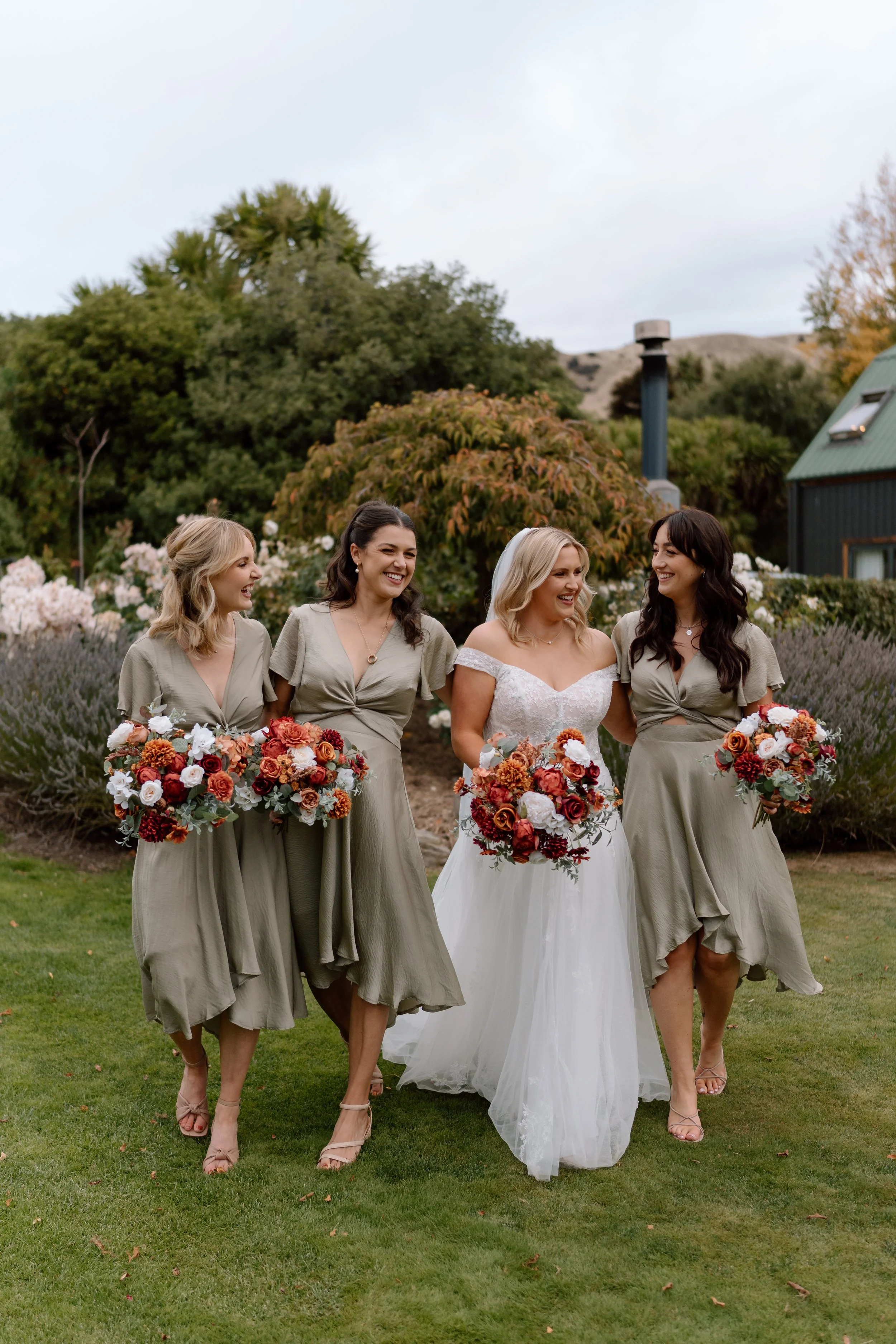 Mikayla+Dan_The-Lookout-Lodge-Wanaka-Wedding-Photography47.jpg