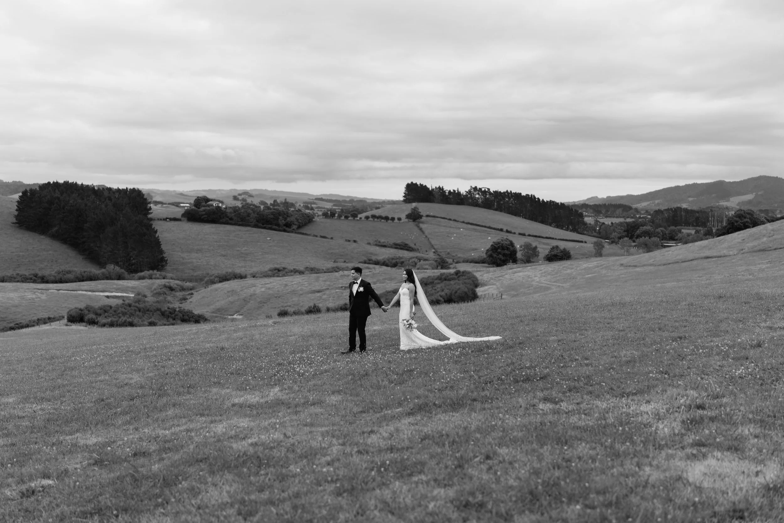 Daron&Isabelle_Kauri-Bay-Auckland-Wedding-Photographer13.jpg