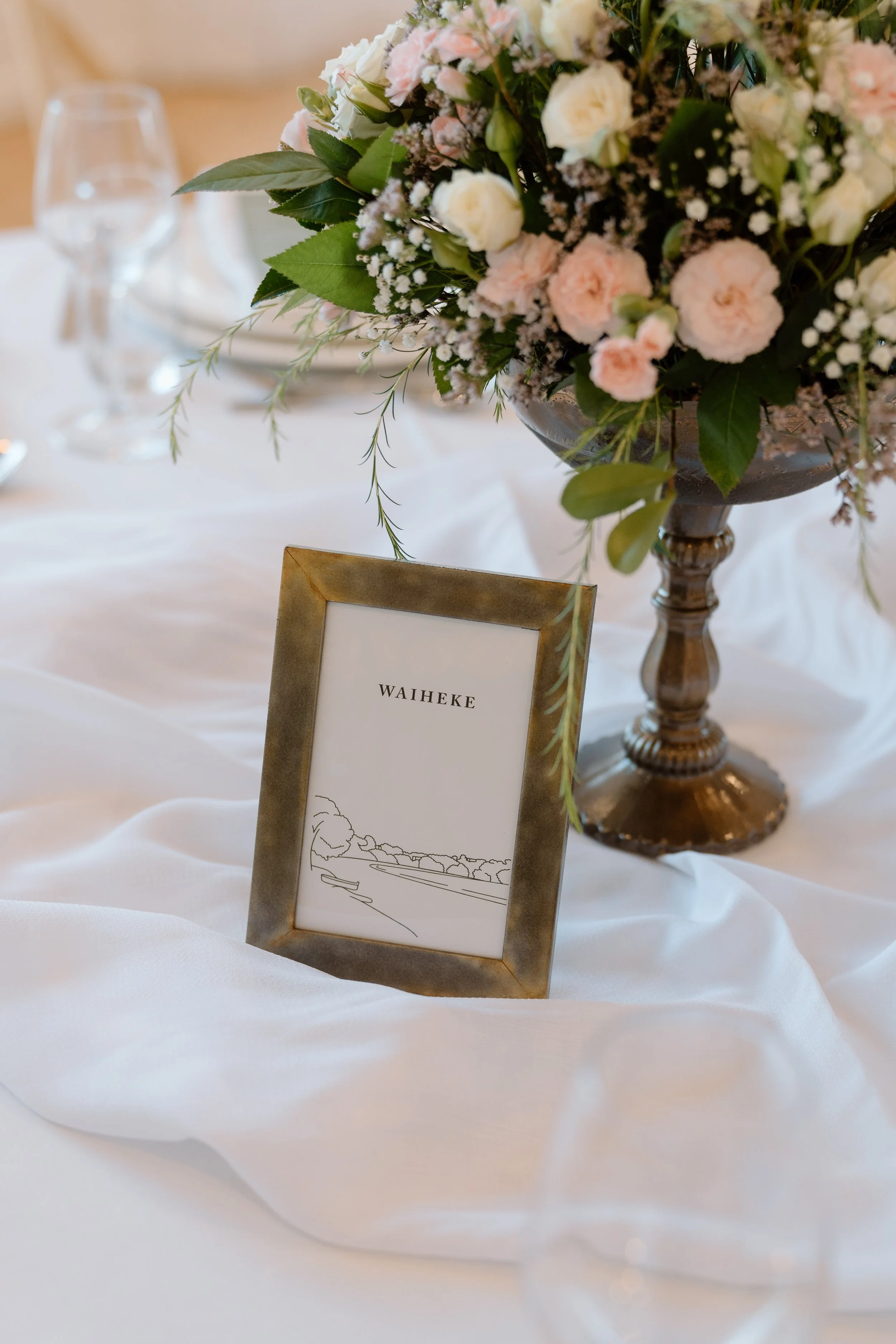 The-Officers-Mess-Auckland-Wedding-Venue-Luke-and-Christina16.jpg