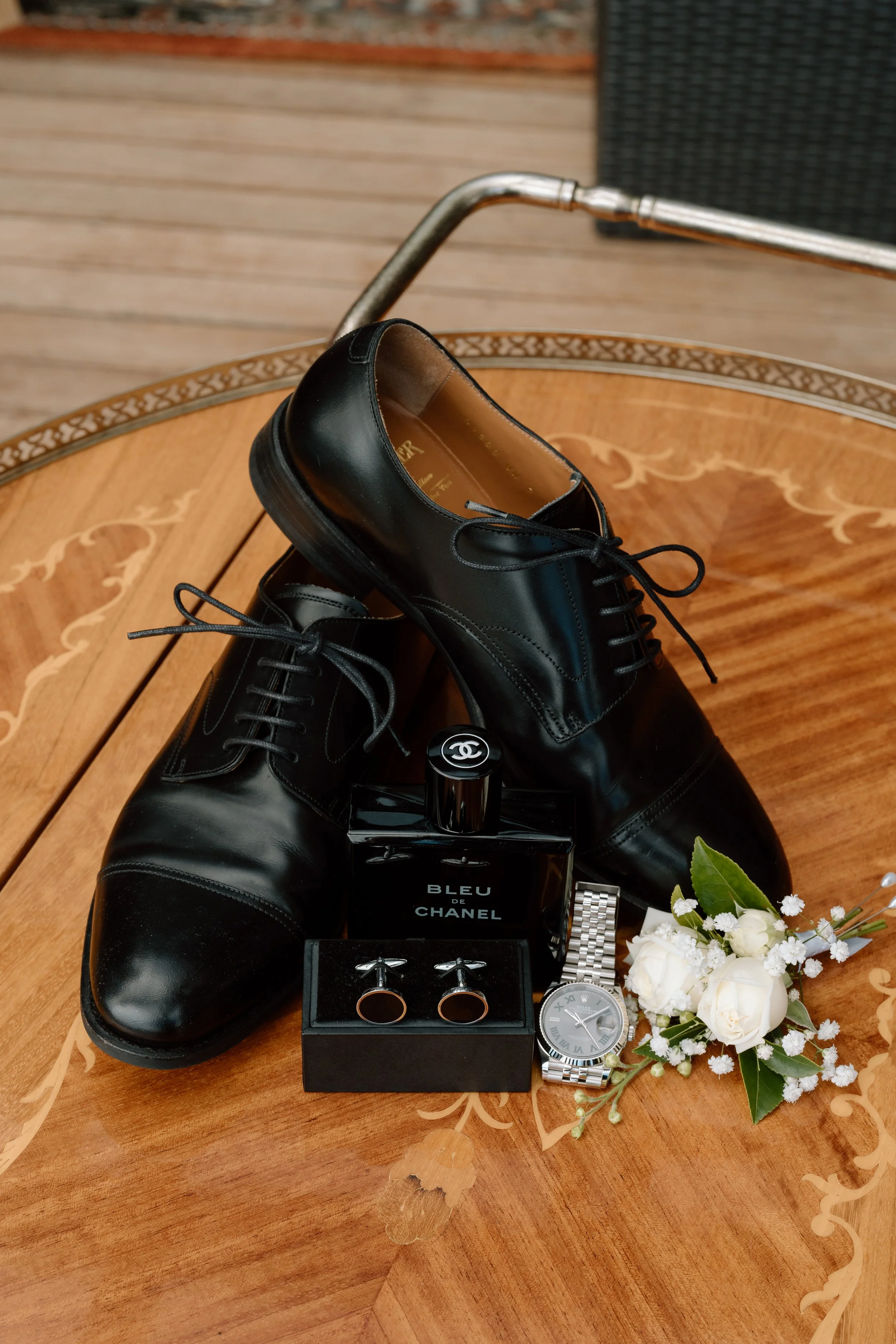 Mikki+Emily_Hunting-Lodge-Auckland-Wedding-Photographer2.jpg