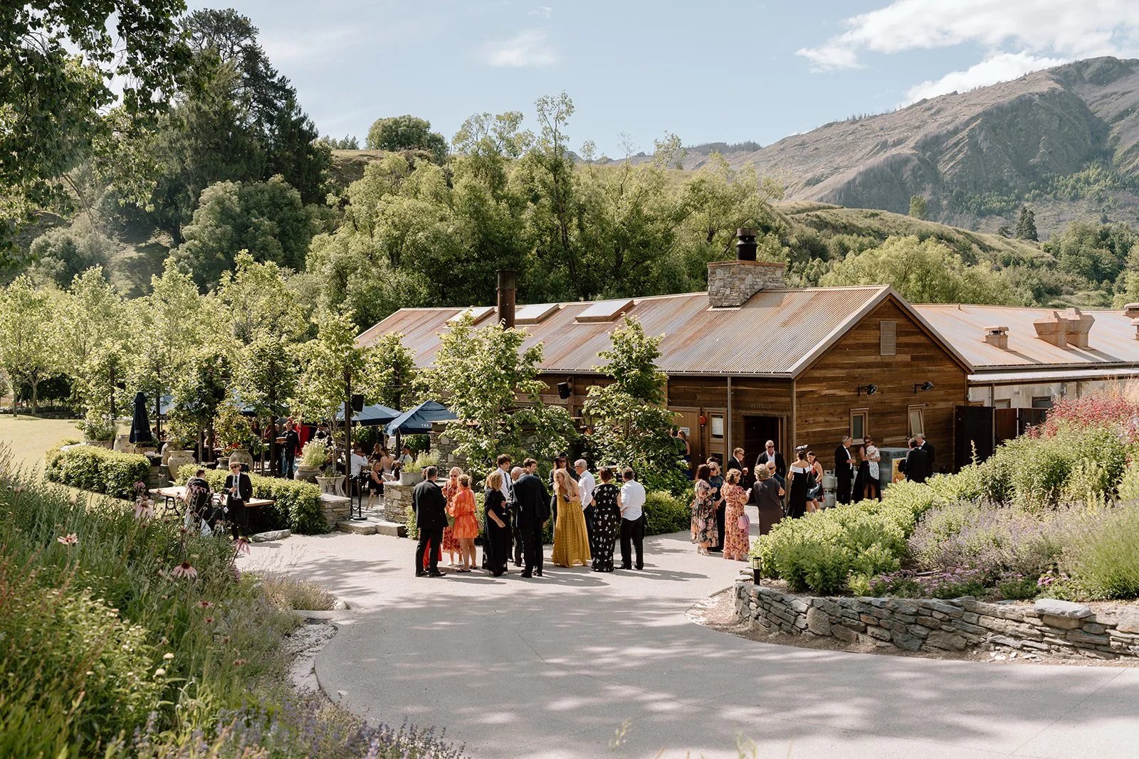Ayrburn-Queenstown-Wedding-Venue-Mimi-and-Luke24.jpg