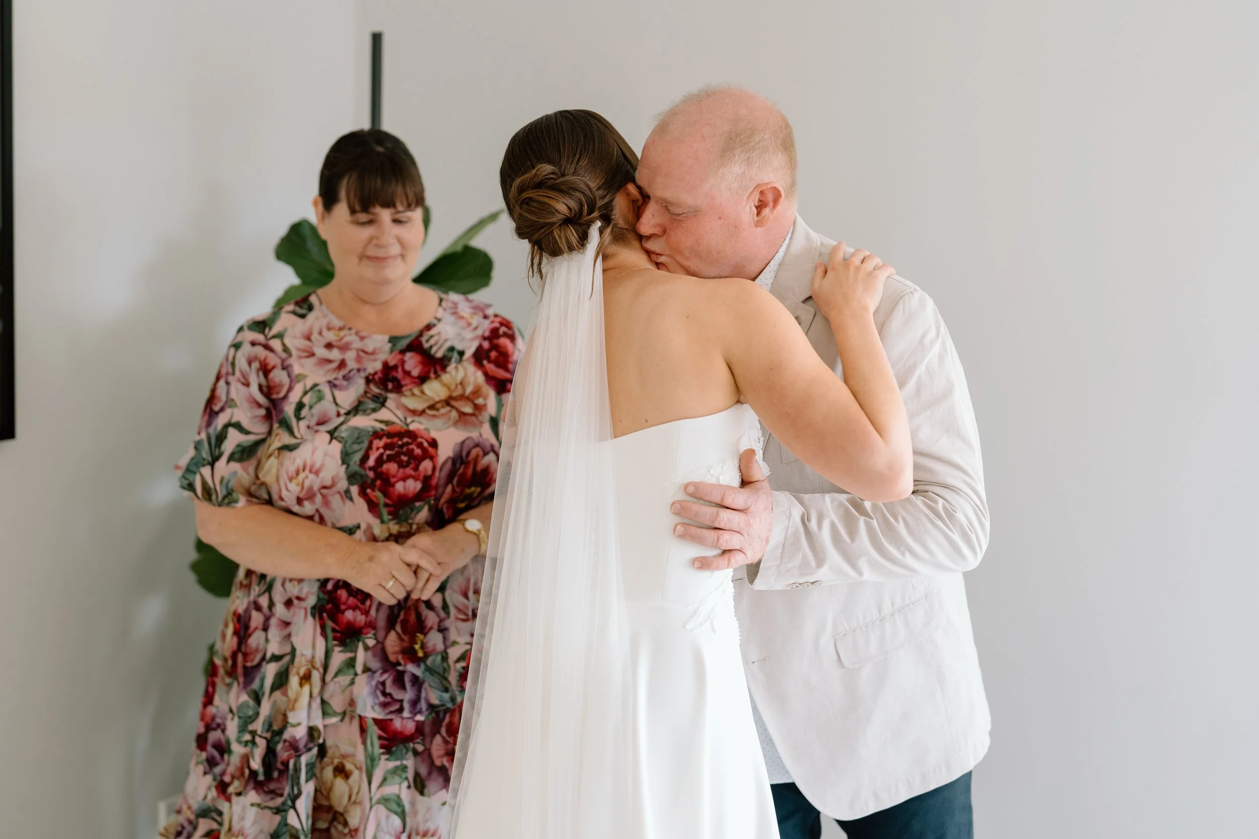 Hannah+Rhys-Turanga-Creek-Auckland-Wedding-Photographer16.jpg