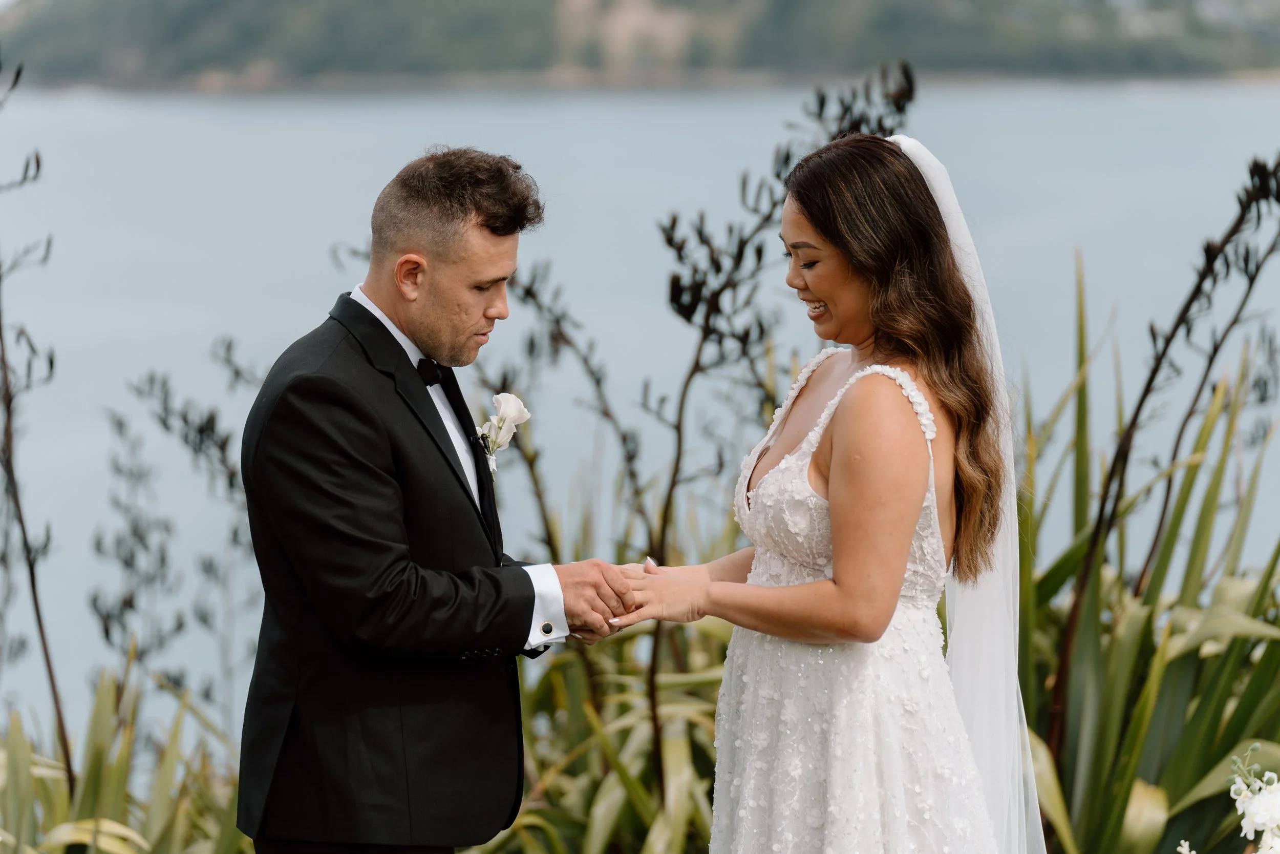 Dane+Anna-Orua-Beach-House-Wedding-Photographer102.jpg