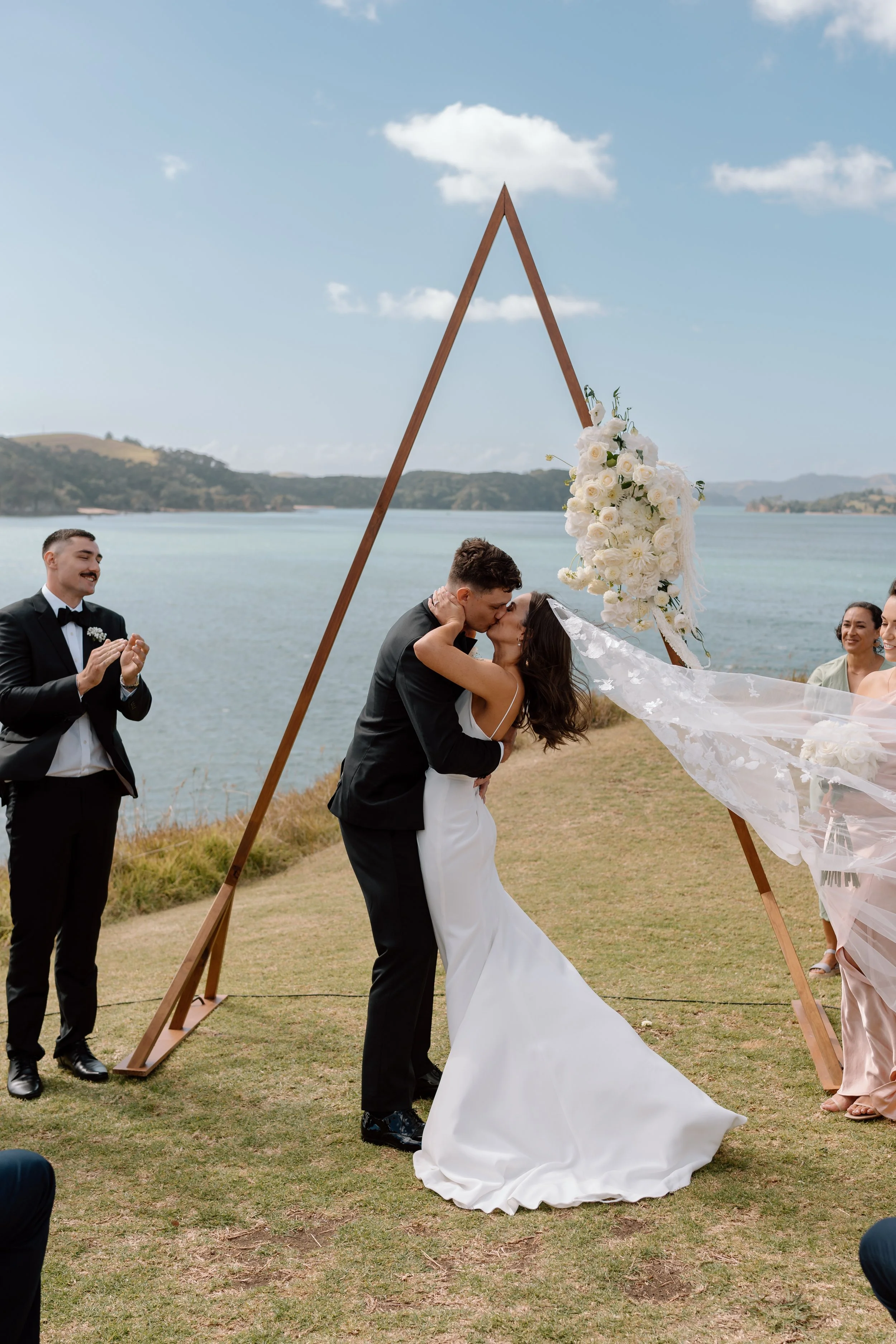 Georgia+Brodie_Baylys-Farm-Wedding-Photographer24.jpg
