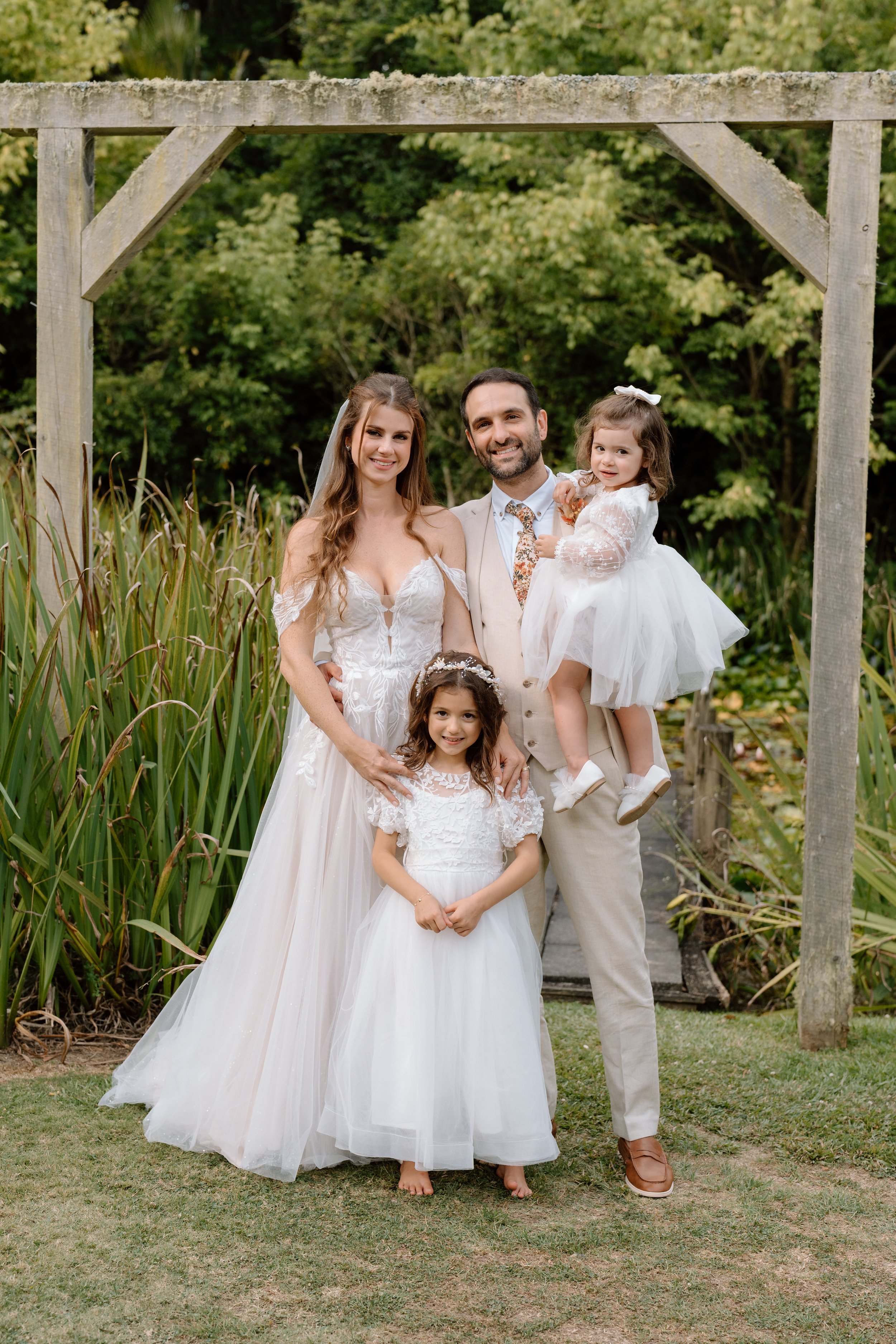 Luiza+Luis_Bridgewater-Estate-Auckland-Wedding-Photography79.jpg