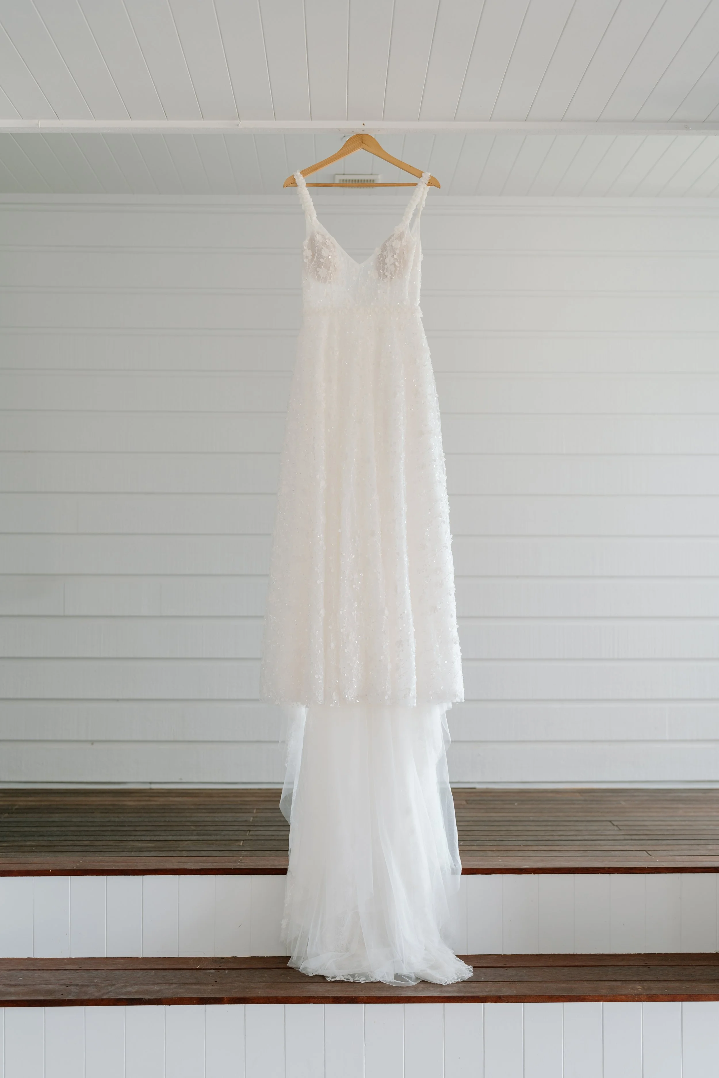 Dane+Anna-Orua-Beach-House-Wedding-Photographer42.jpg