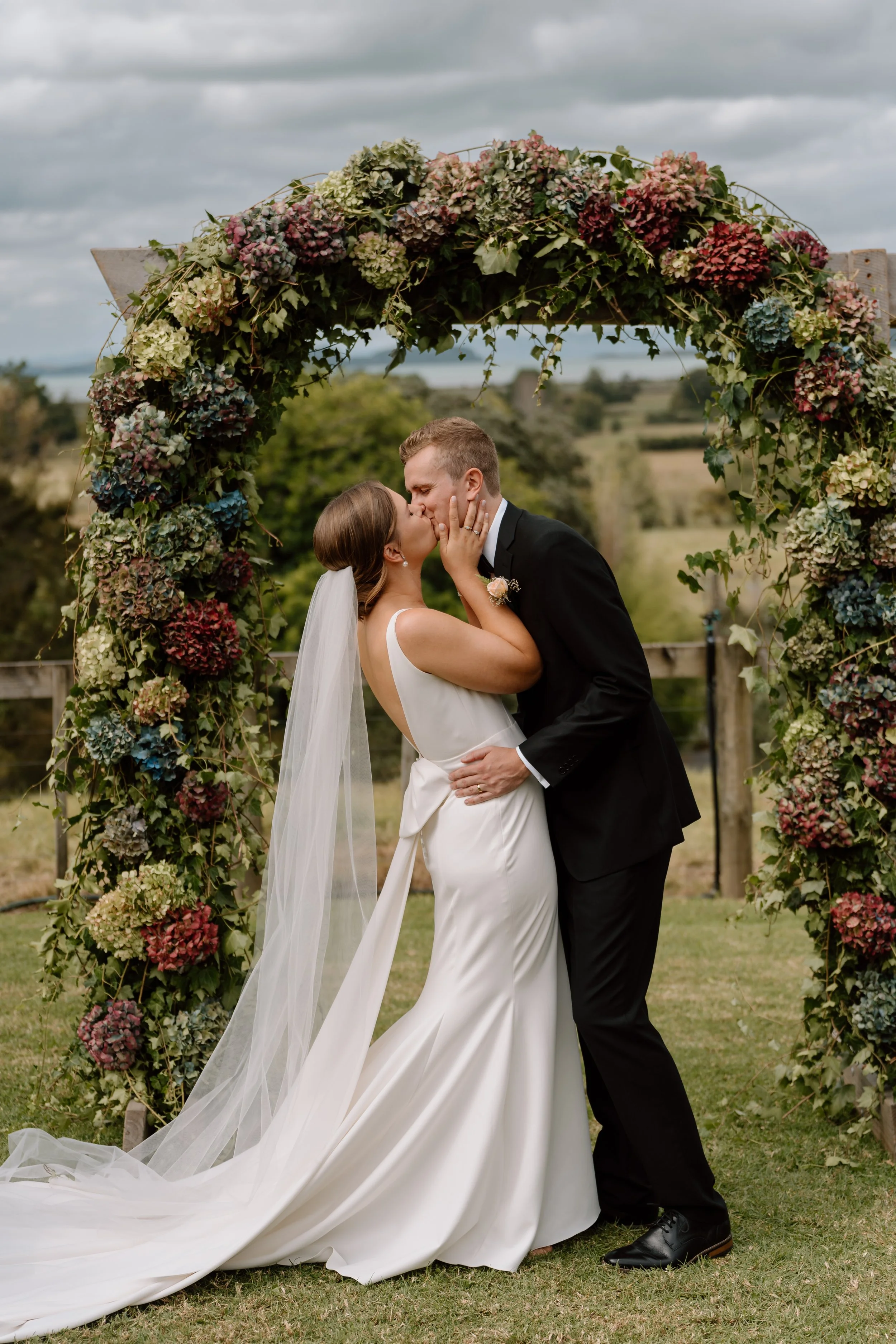 Nocton-Woolshed-Auckland-Wedding-Venue-Ollie-and-Elyse75.jpg
