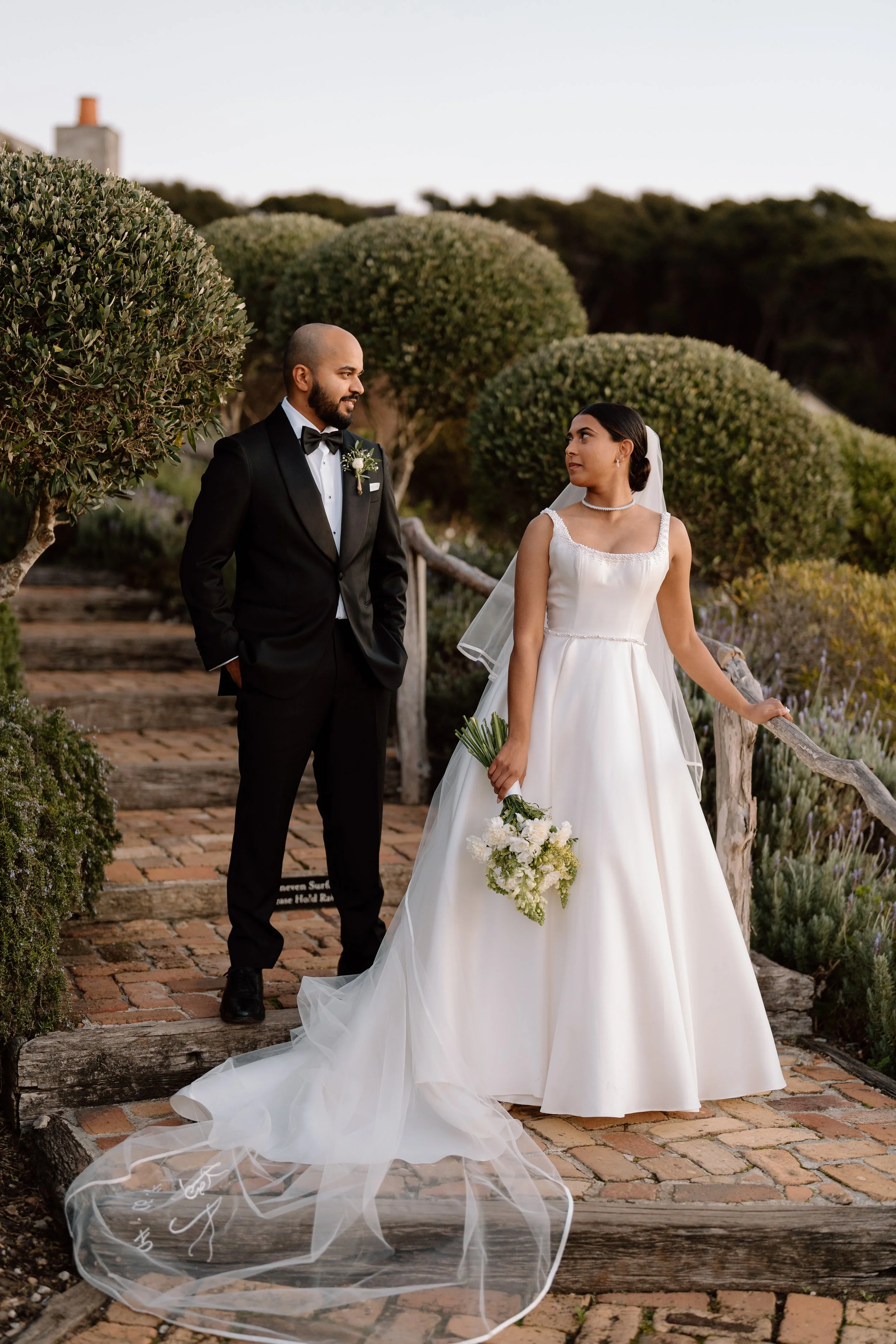 Mudbirck-Vineyard-Waiheke-Wedding-Photography-Ajith+Krishna148.jpg