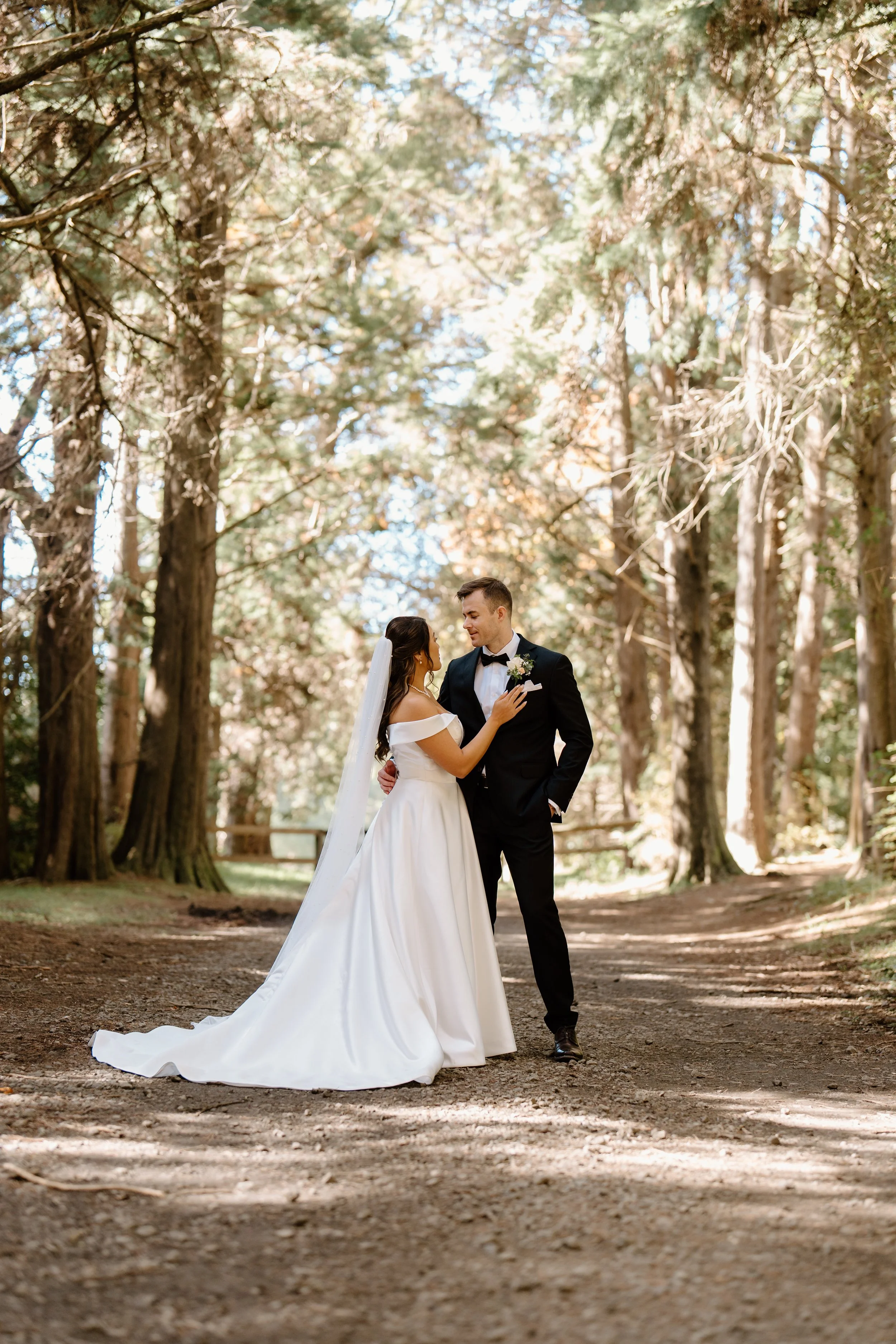 Kumeu-Valley-Estate-Auckland-Wedding-Venue-Luke-and-Sophia24.jpg