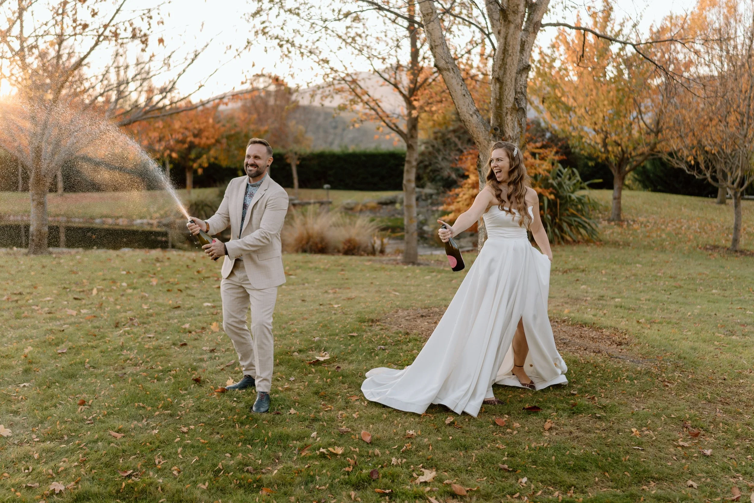 Helena+Gavin-Stoneridge-Estate-Queenstown-Wedding-Photographer147.jpg