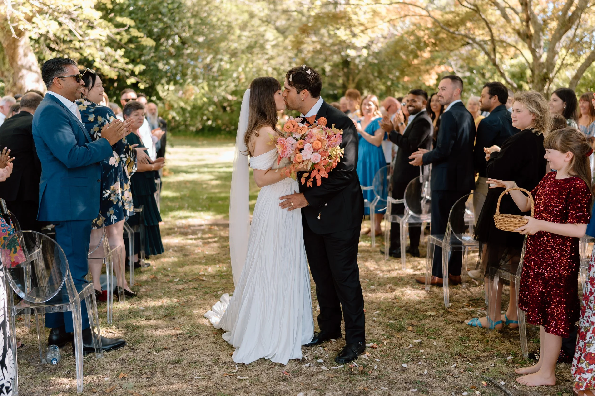 JJ+Jasmine-Wellington-Wedding-Photographer-Rose-&-Smith-Tauherenikau-Racecourse74.jpg