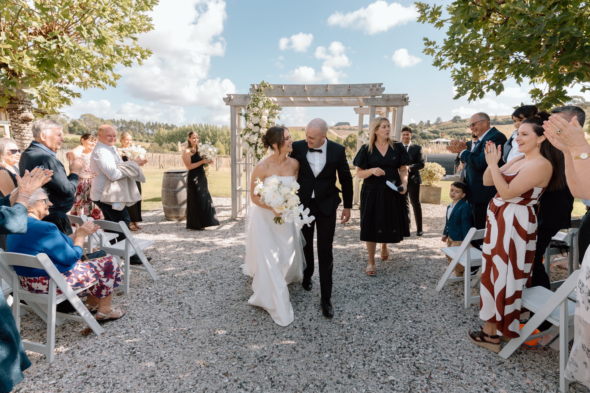 Hannah+Rhys-Turanga-Creek-Auckland-Wedding-Photographer43.jpg