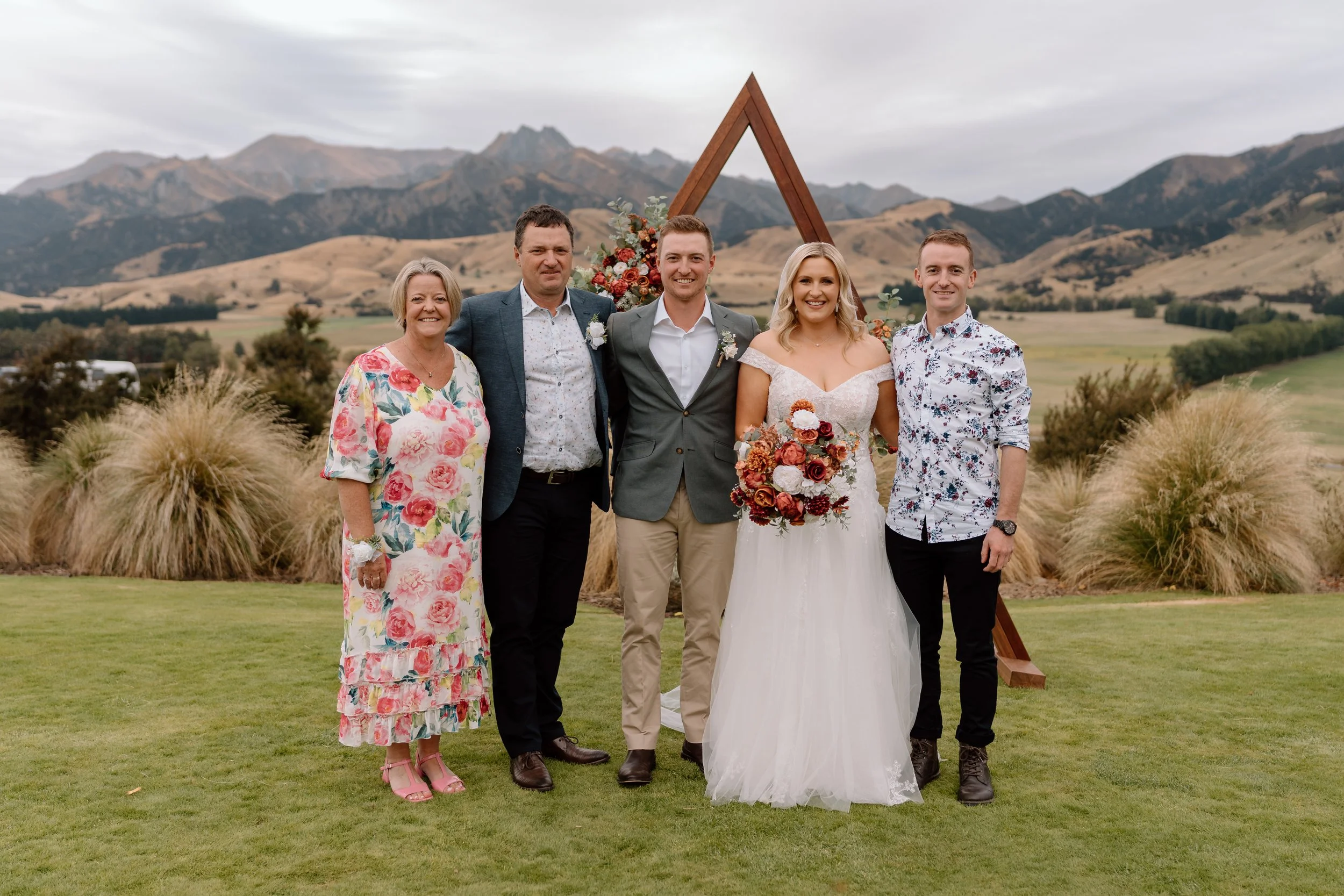 Mikayla+Dan_The-Lookout-Lodge-Wanaka-Wedding-Photography38.jpg