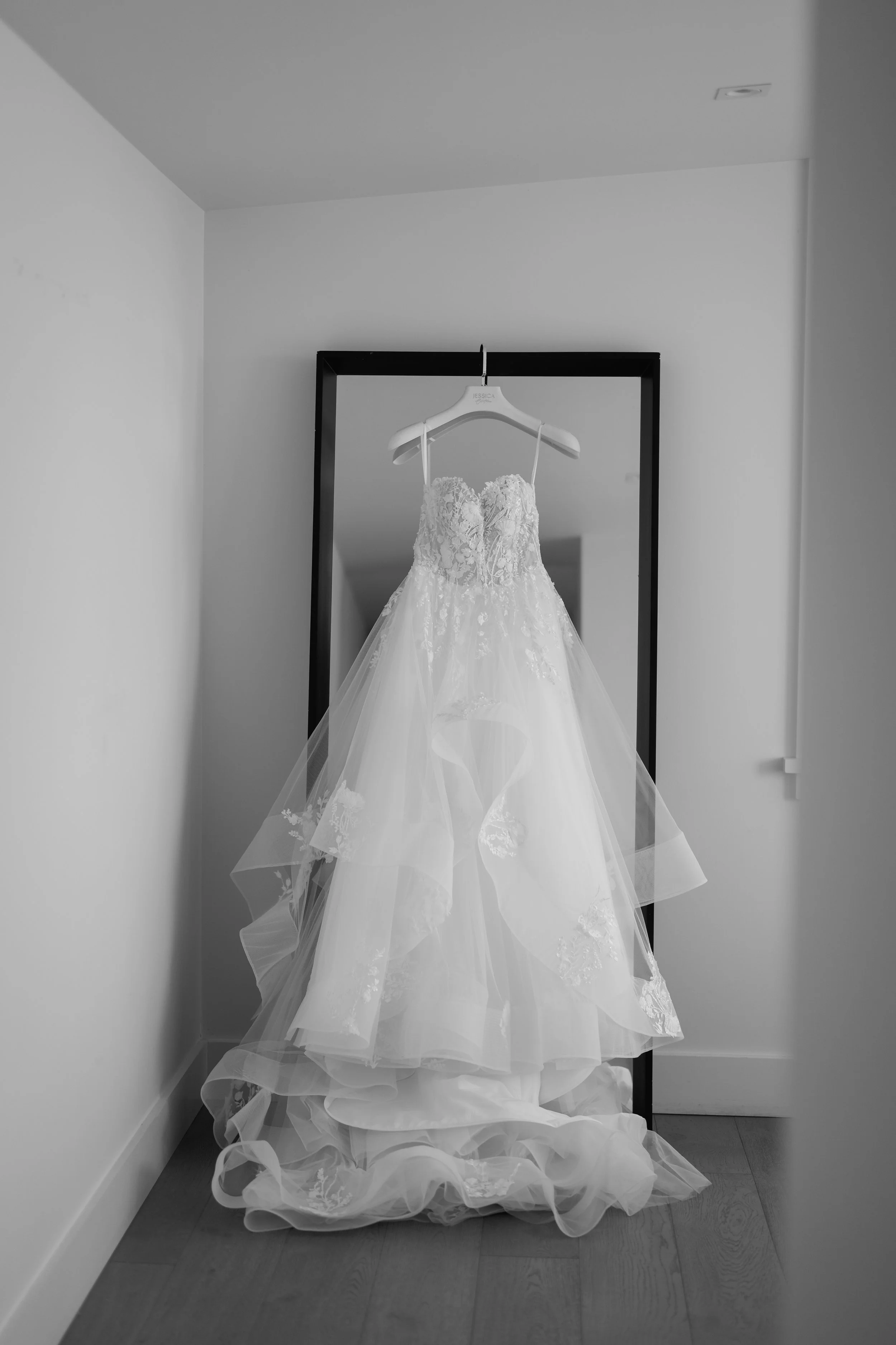 Tantalus-Estate-Waiheke-Wedding_Emma&Matt23.jpg