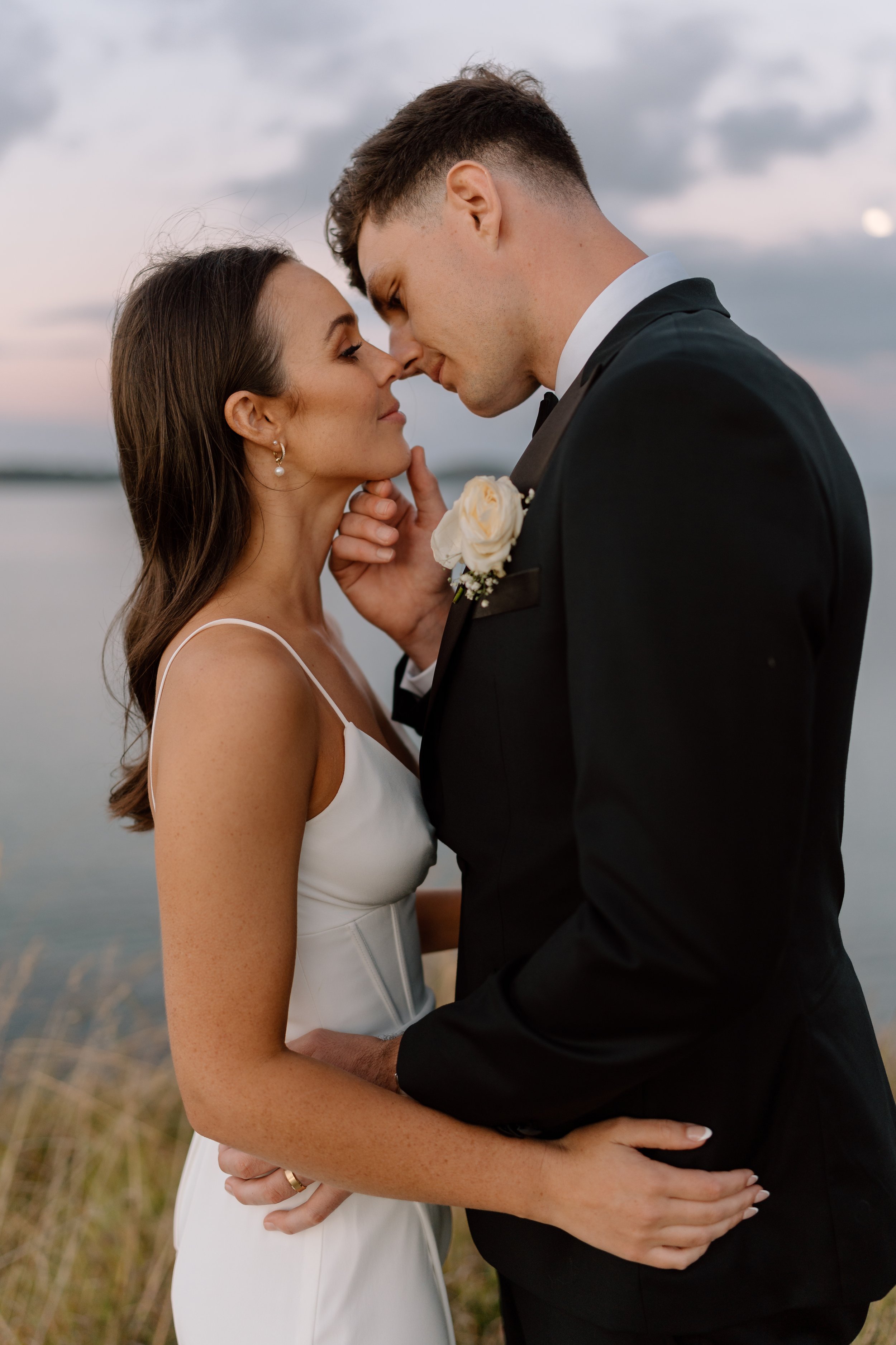 Georgia+Brodie_Baylys-Farm-Wedding-Photographer64.jpg