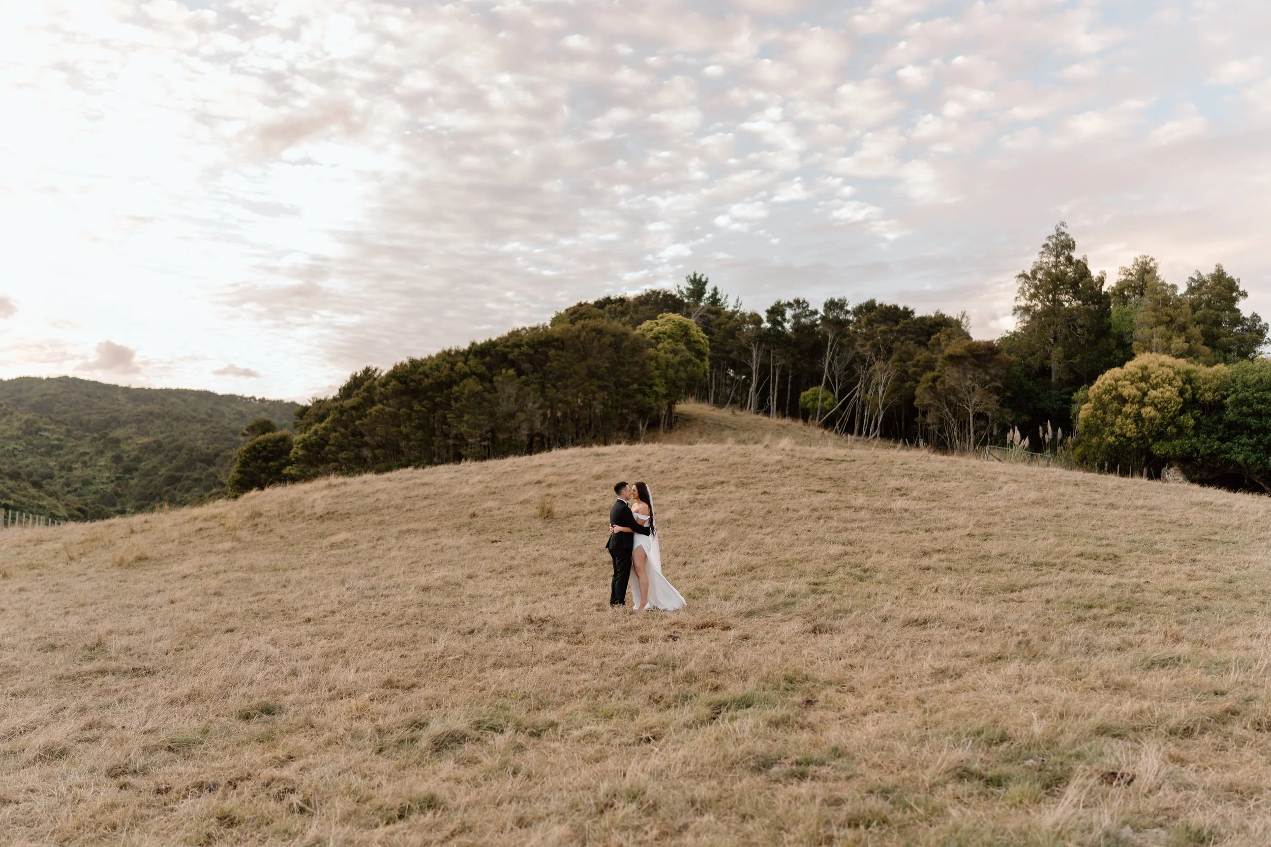 Nocton-Woolshed-Auckland-Wedding-Venue-Emily-and-Cameron31.jpg