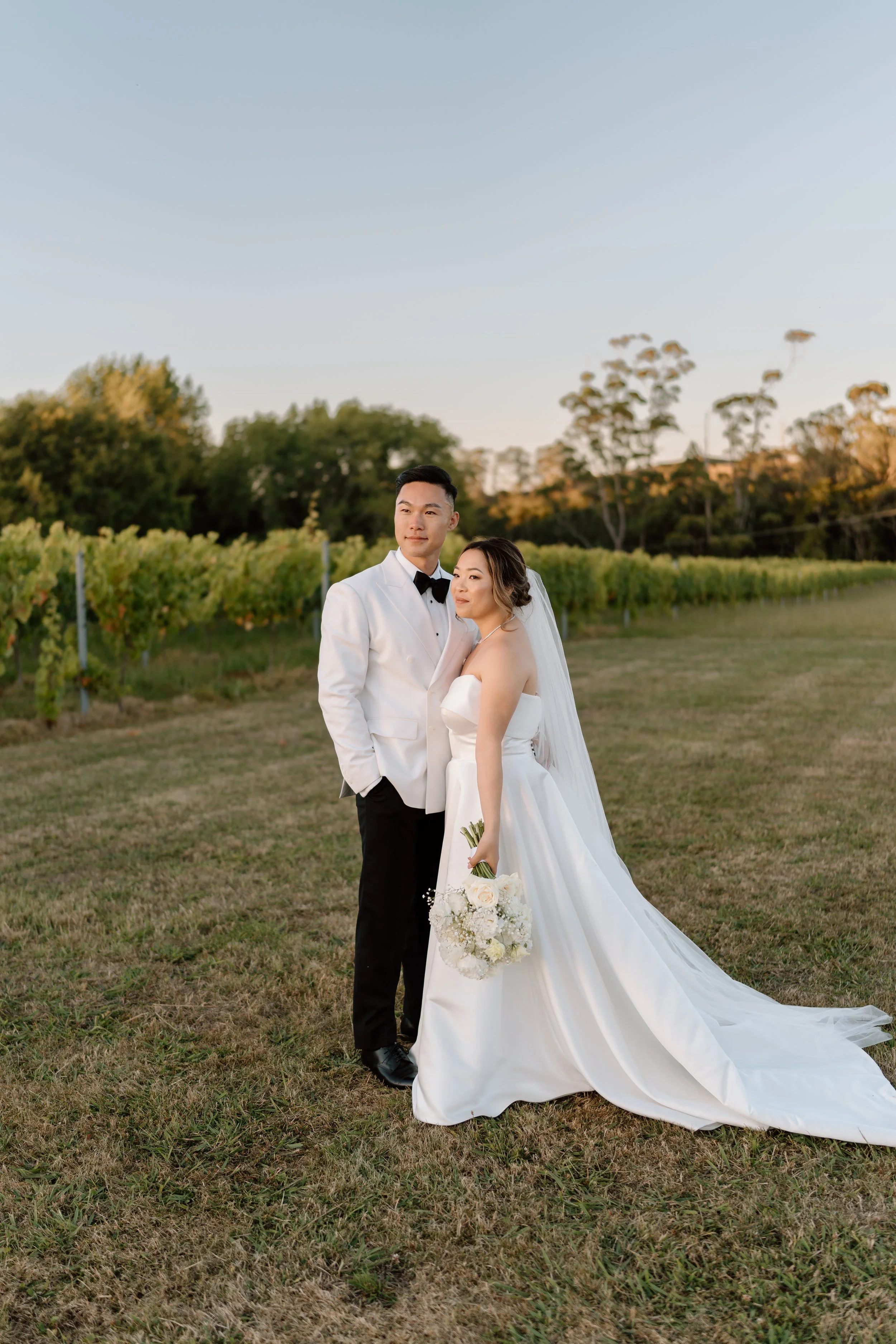 Mikki+Emily_Hunting-Lodge-Auckland-Wedding-Photographer148.jpg