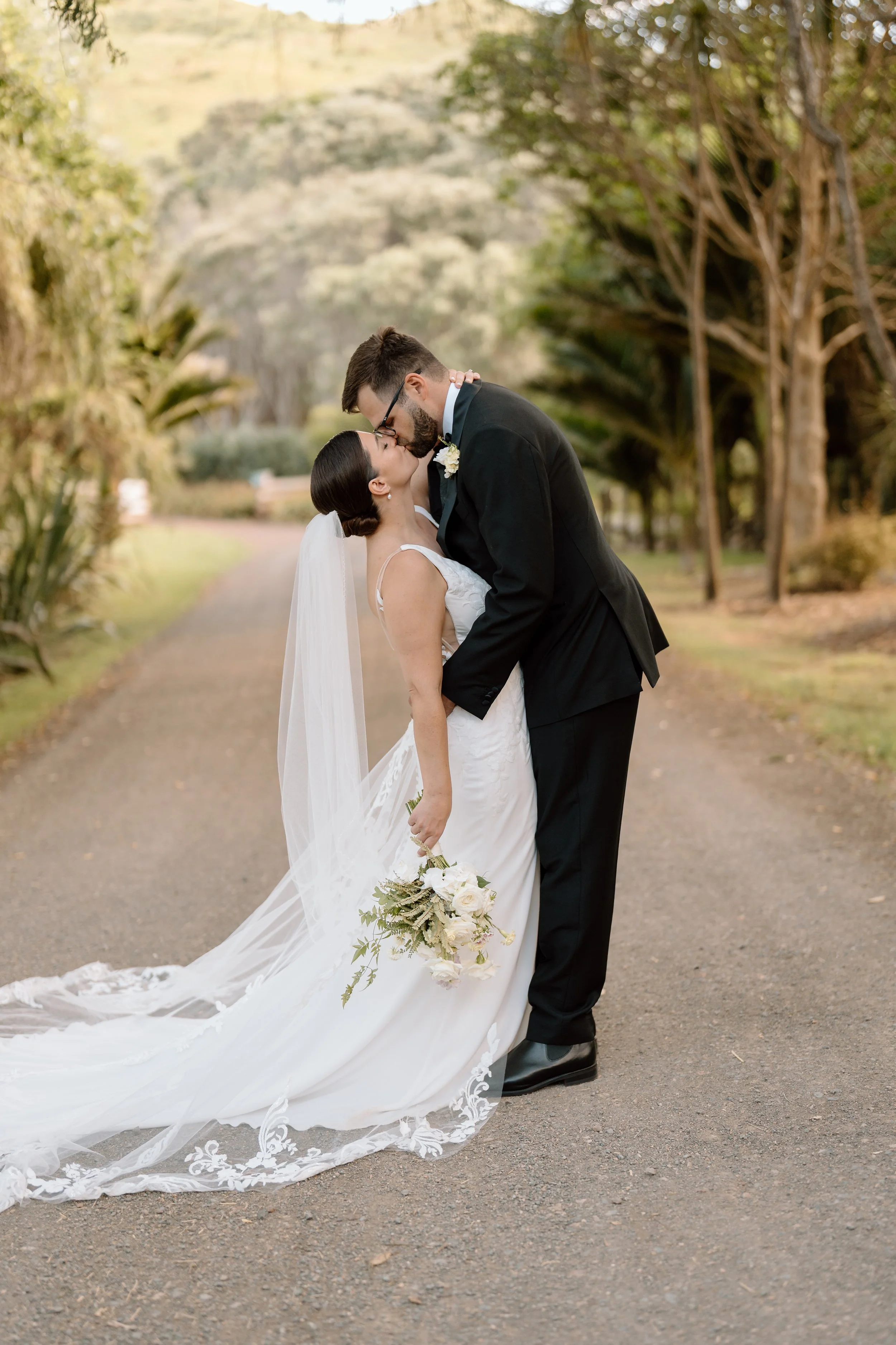 Paula Mark-Man-O-War-Waiheke-Wedding57.jpg