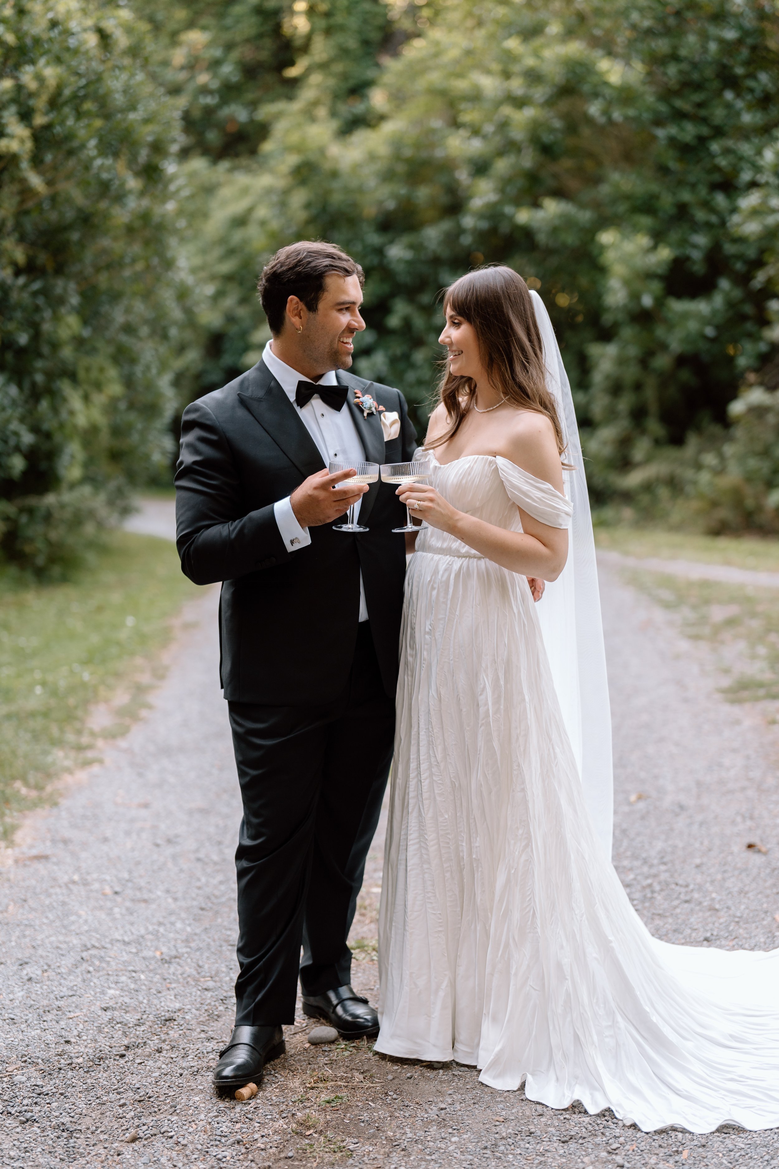 JJ+Jasmine-Wellington-Wedding-Photographer-Rose-&-Smith-Tauherenikau-Racecourse83.jpg