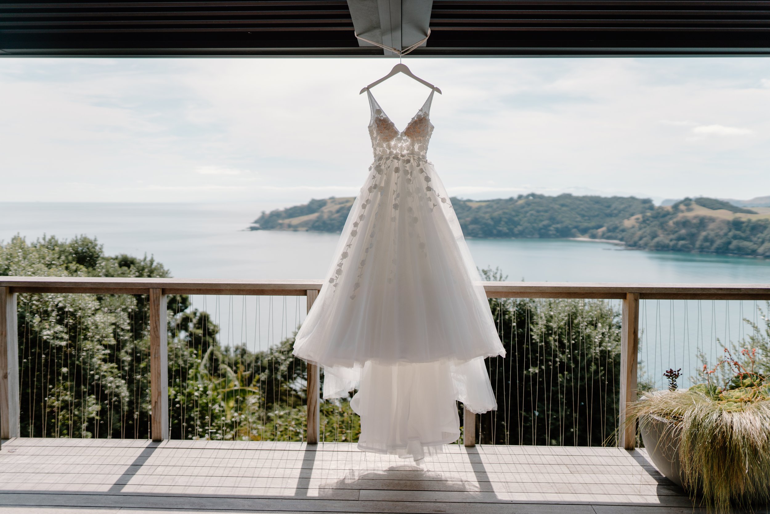 Olivia+Andrew_Mudbrick-Vineyard-Wedding-Waiheke-Photographer2.jpg