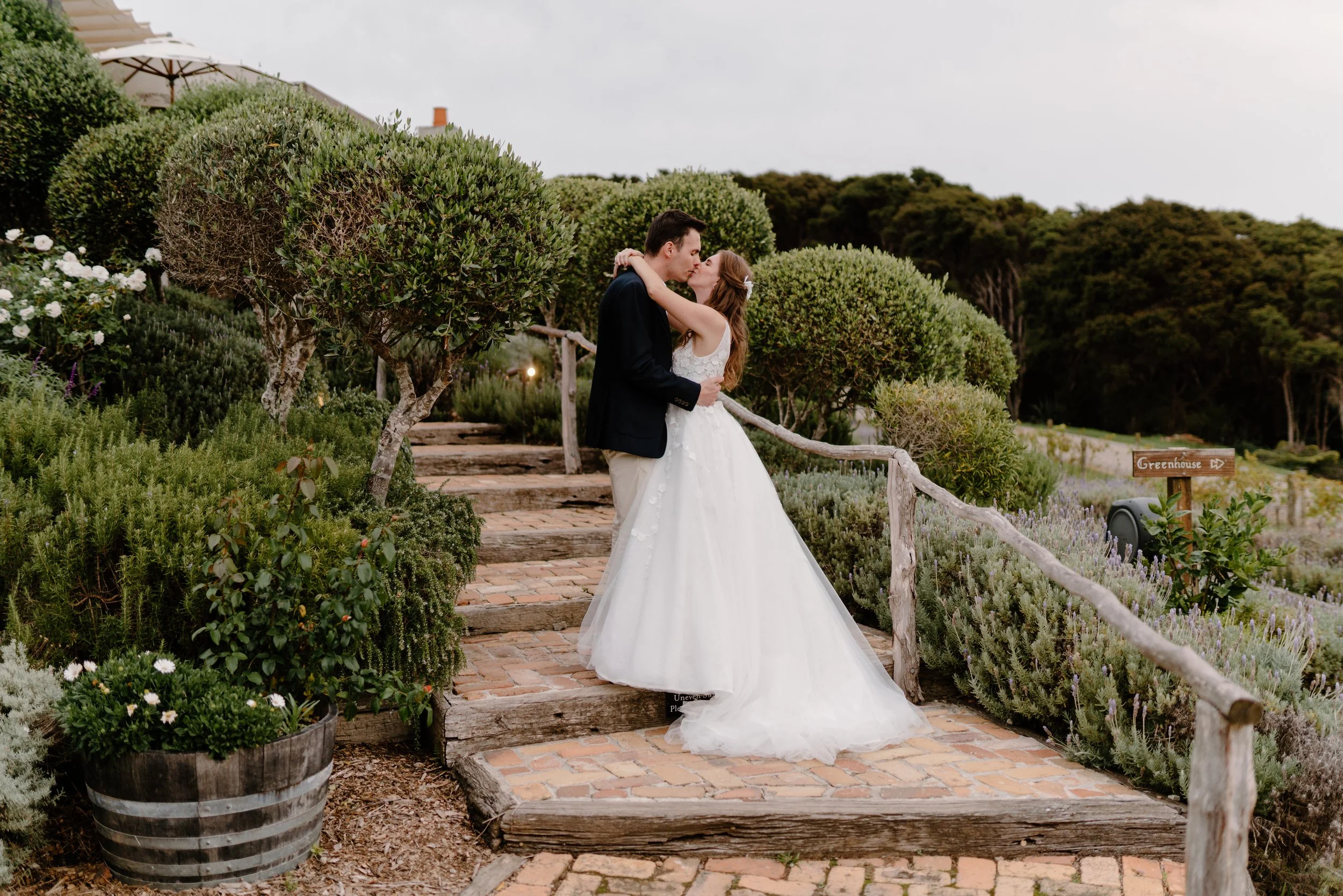 Olivia+Andrew_Mudbrick-Vineyard-Wedding-Waiheke-Photographer70.jpg