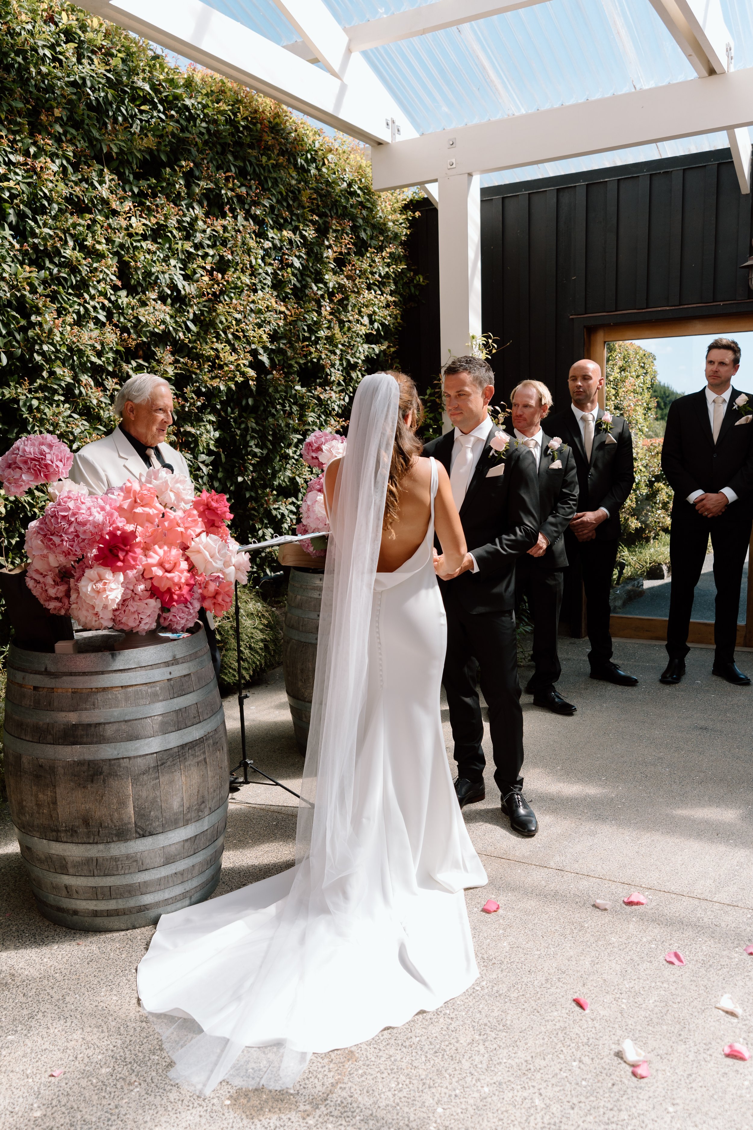 Mudbrick-Vineyard-Waiheke-Wedding-Auckland-Kahn-and-Allie28.jpg