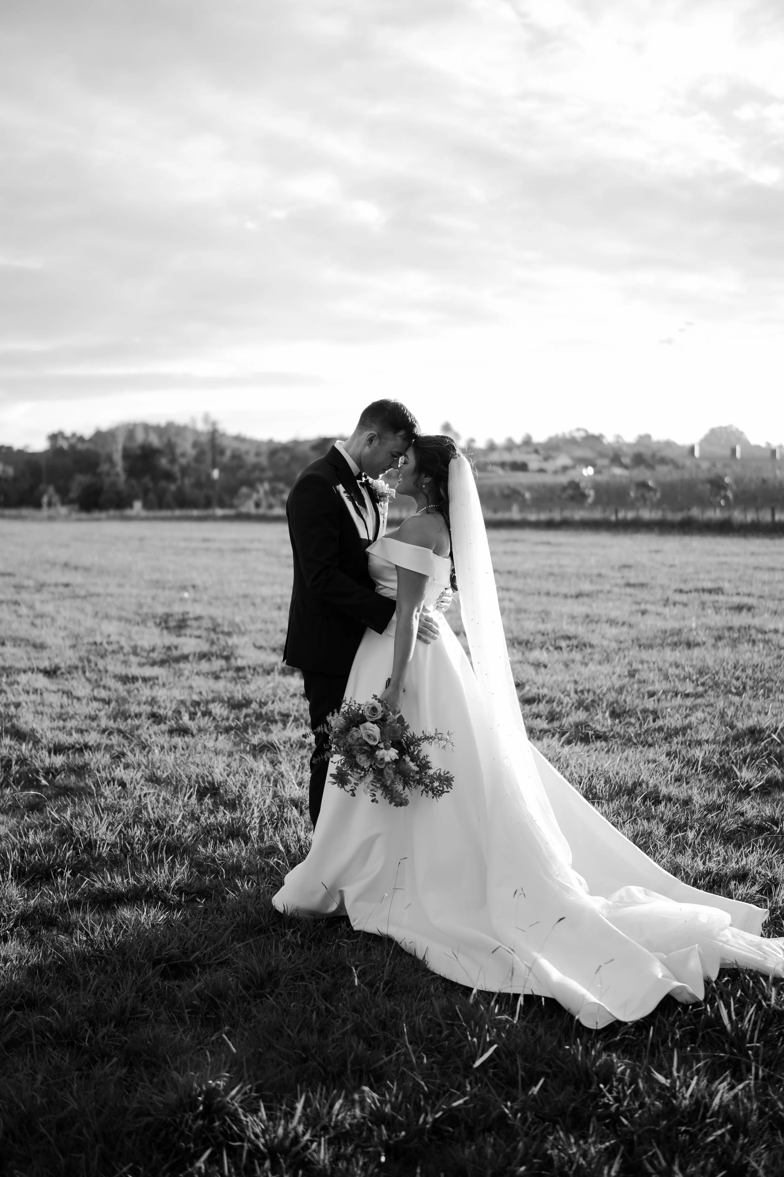 Kumeu-Valley-Estate-Auckland-Wedding-Venue-Luke-and-Sophia12.jpg