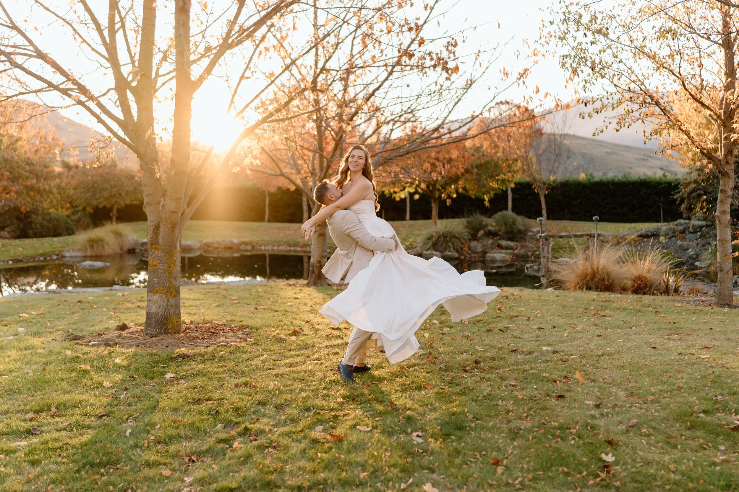 Helena+Gavin-Stoneridge-Estate-Queenstown-Wedding-Photographer142.jpg