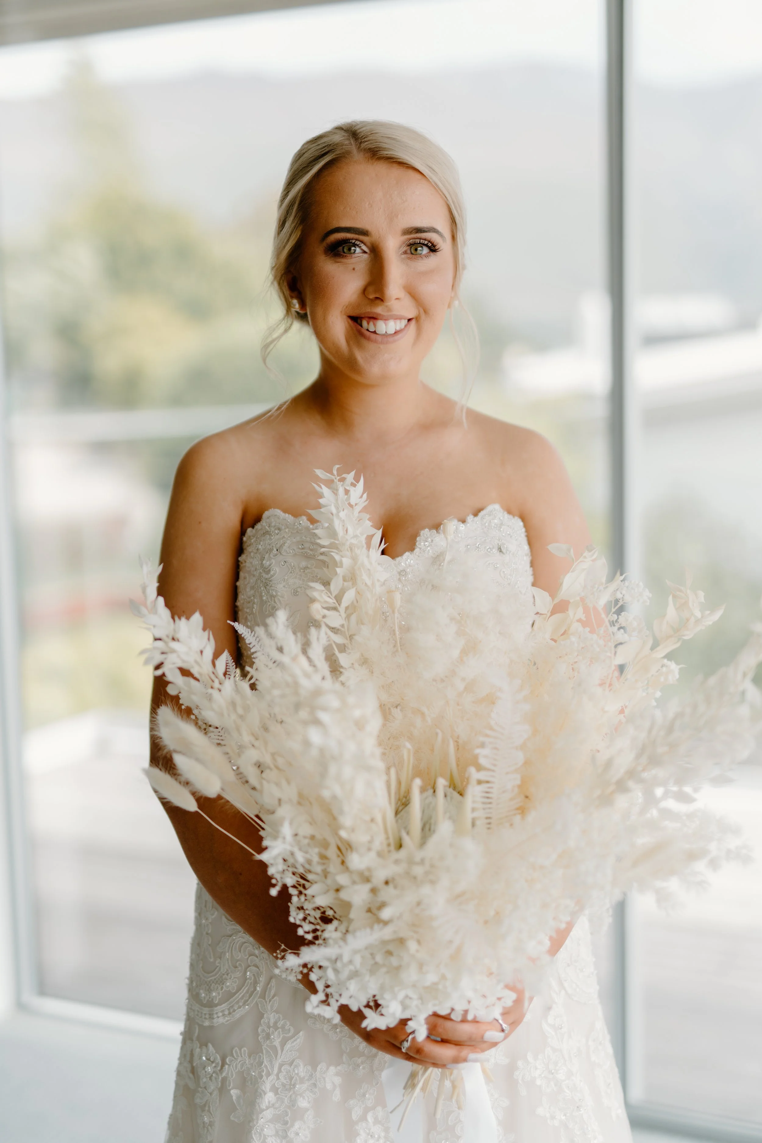 Kes+Tiaan_The-Lookout-Lodge-Wanaka-Wedding-Photography21.jpg