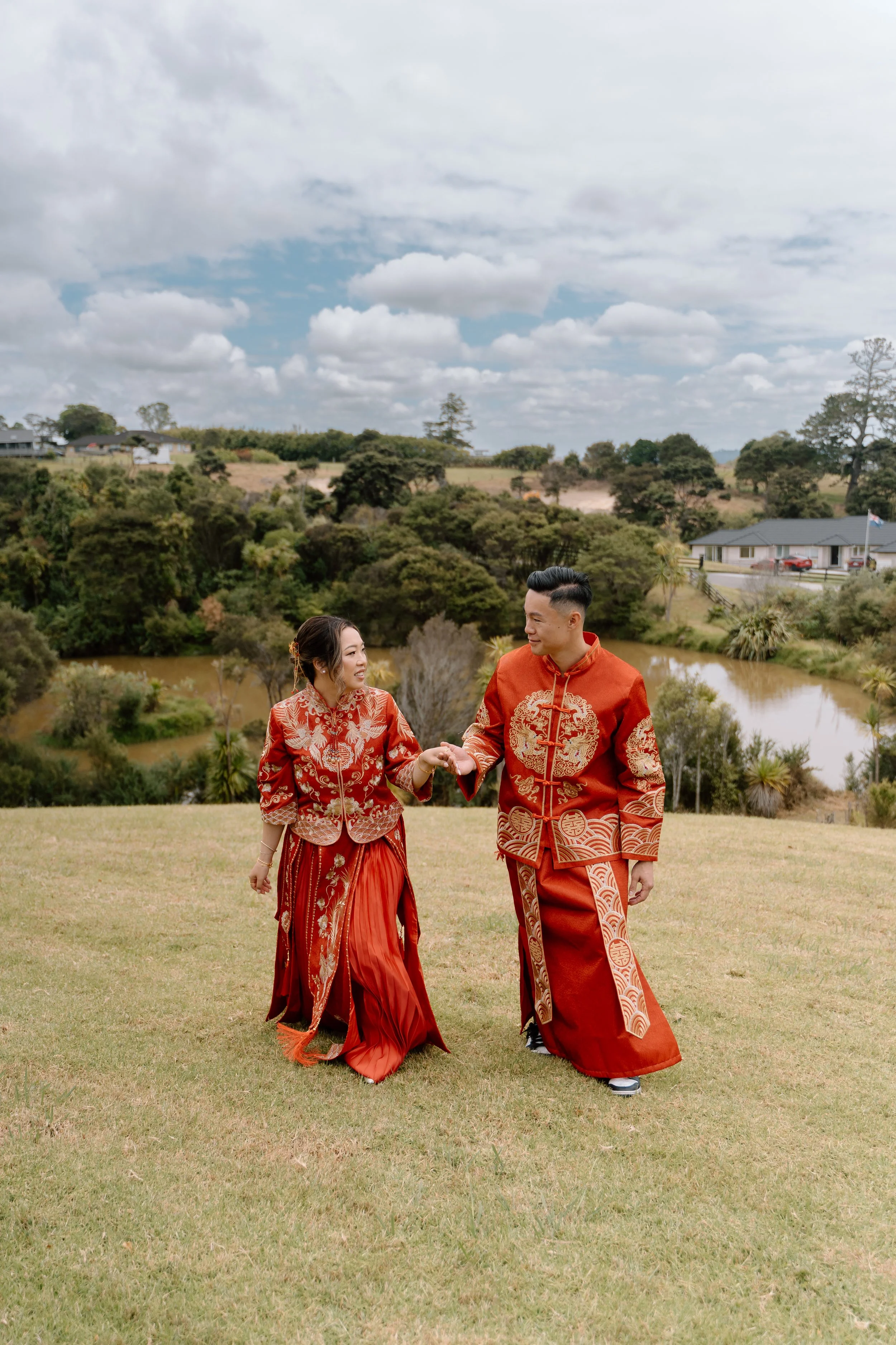 Mikki+Emily_Hunting-Lodge-Auckland-Wedding-Photographer20.jpg