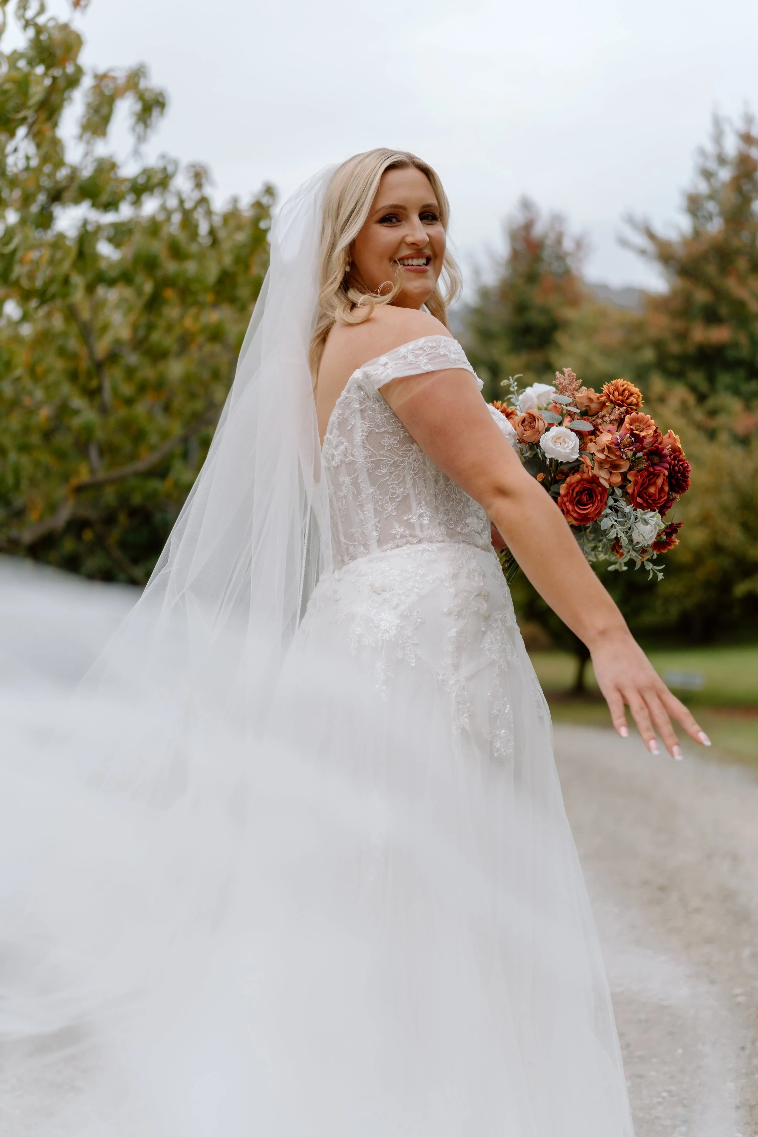 Mikayla+Dan_The-Lookout-Lodge-Wanaka-Wedding-Photography55.jpg