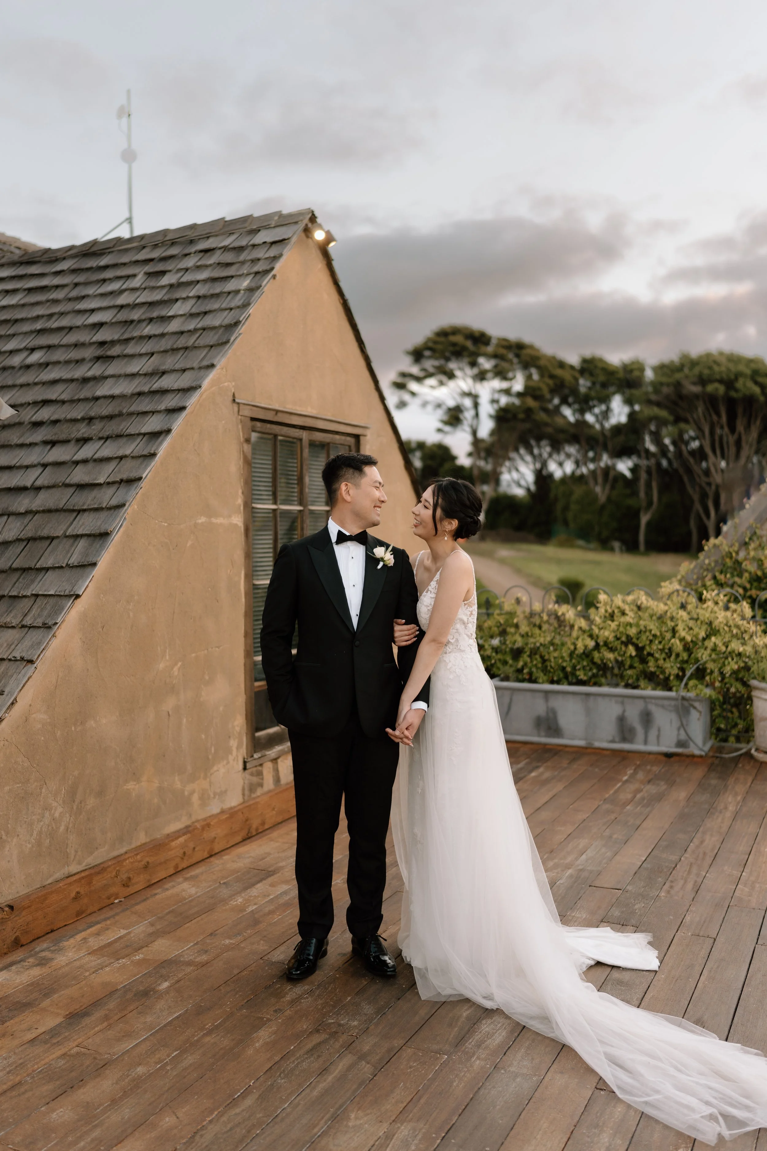Carol+Wes-Mudbrick-Vineyard-Waiheke-Wedding-Photographer107.jpg
