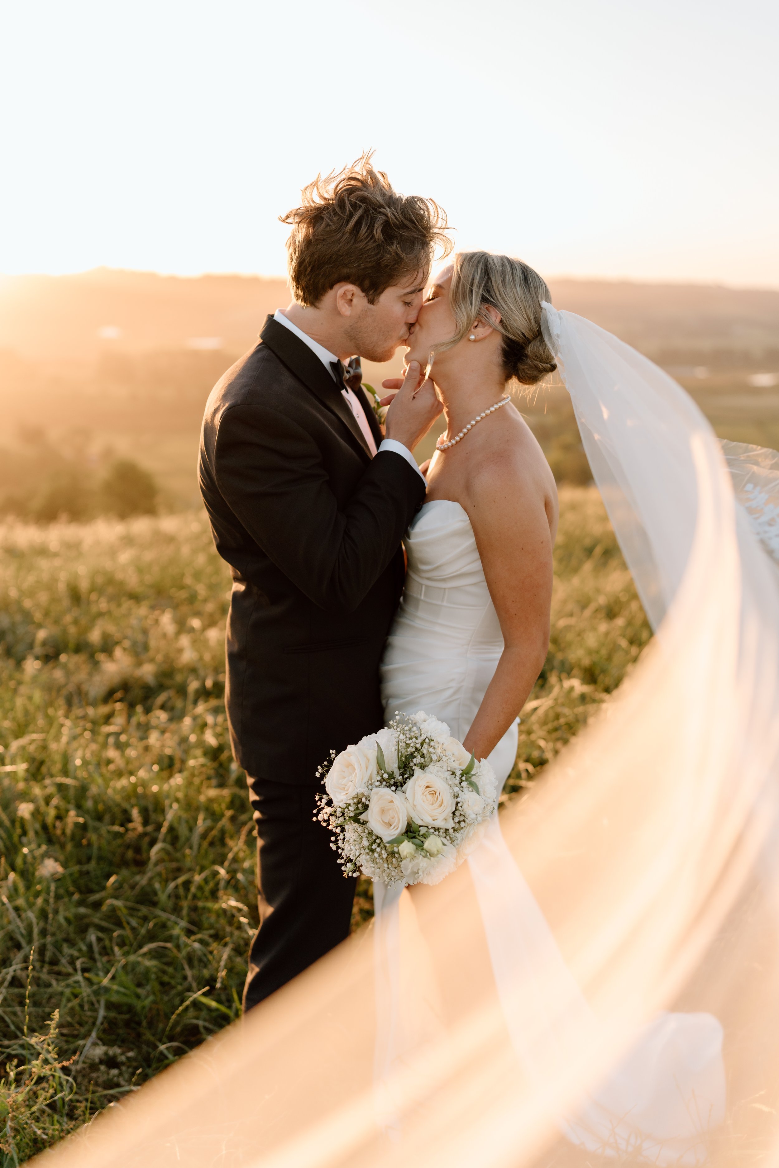 Kauri-Bay-Auckland-Wedding-Venue-Clevedon-Georgia-Colton121.jpg