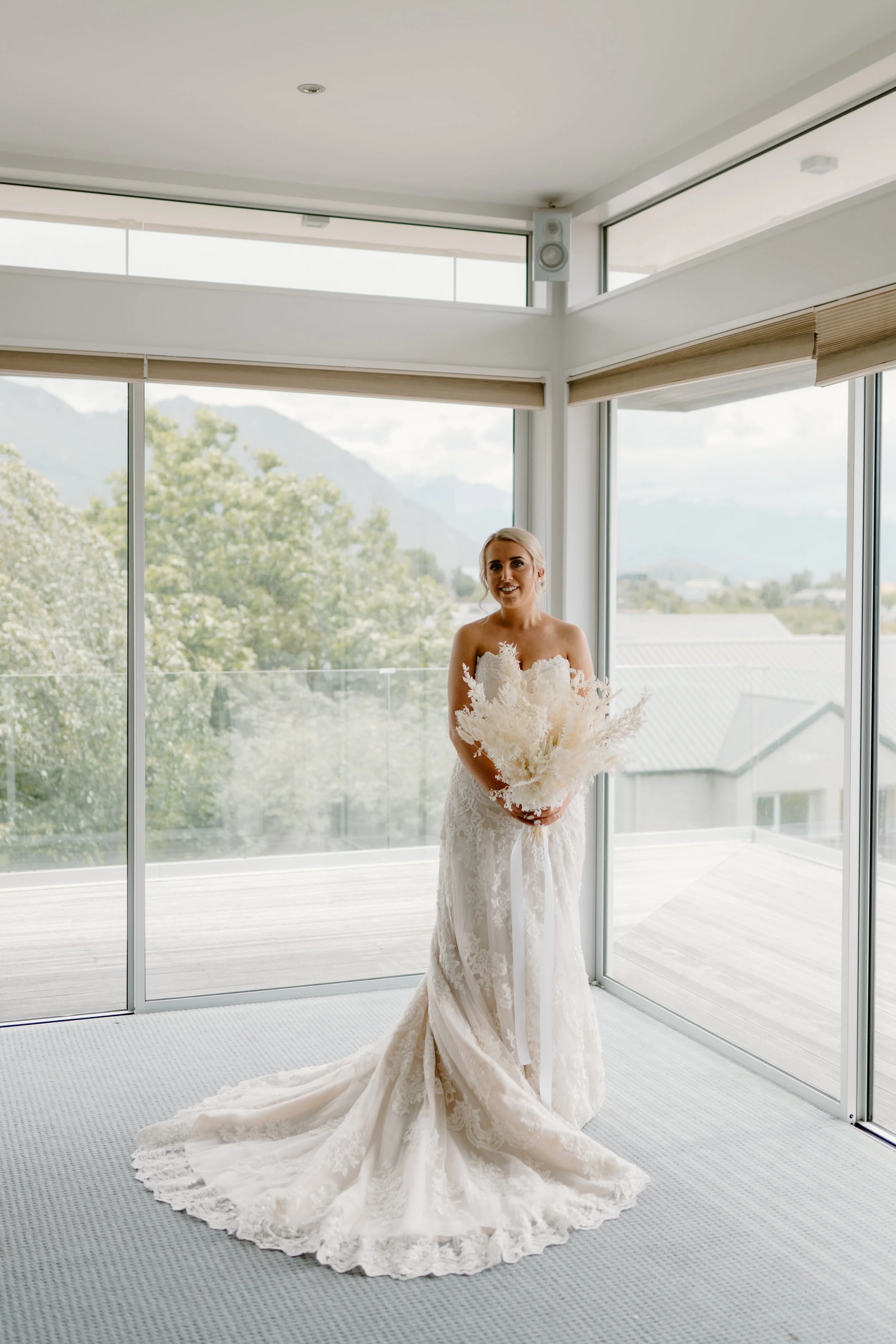 Kes+Tiaan_The-Lookout-Lodge-Wanaka-Wedding-Photography22.jpg