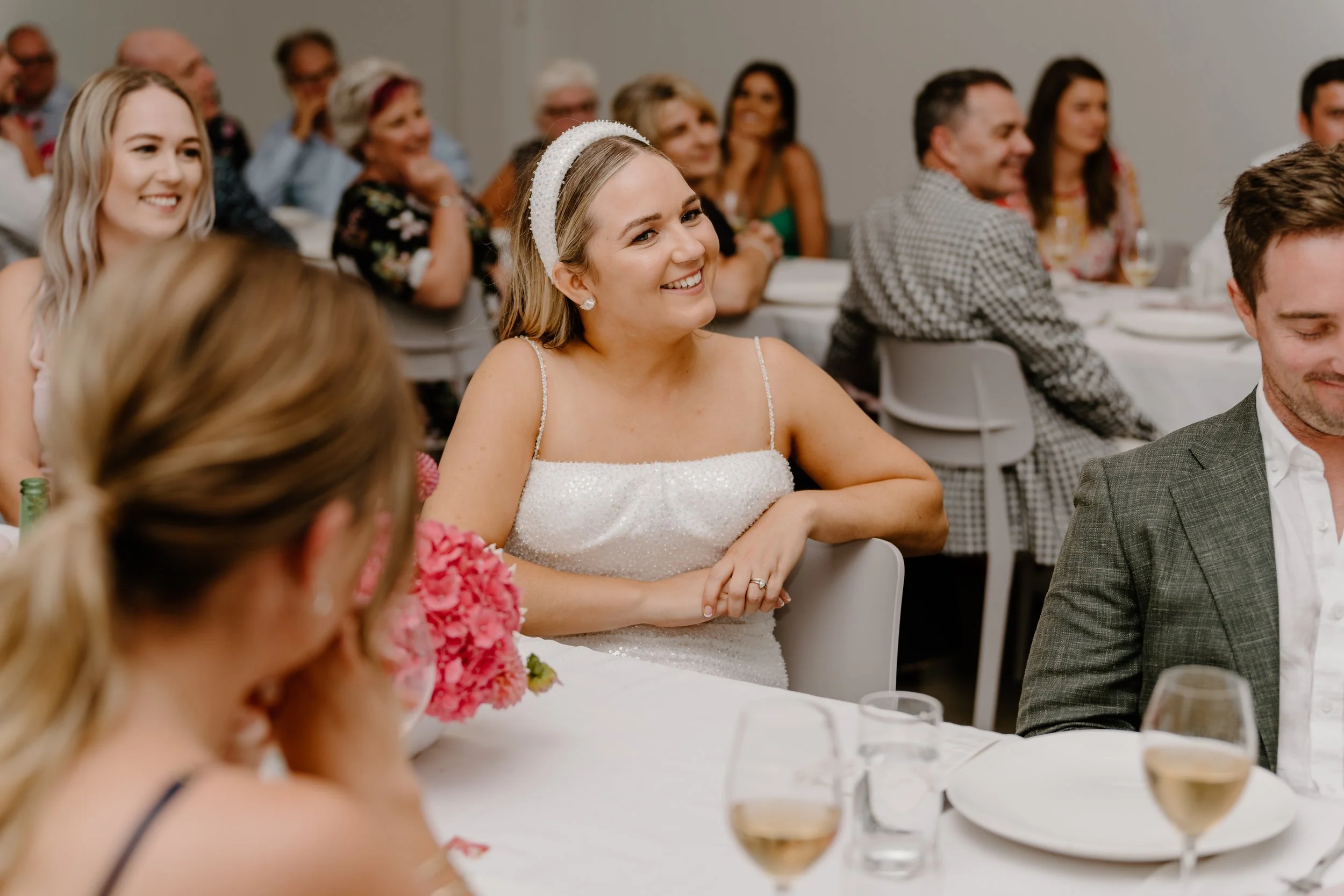 MAN-O'-WARN-WEDDING-WAIHEKE-ISLAND-PHOTOGRAPHER-AARON-COURTNEY96.jpg