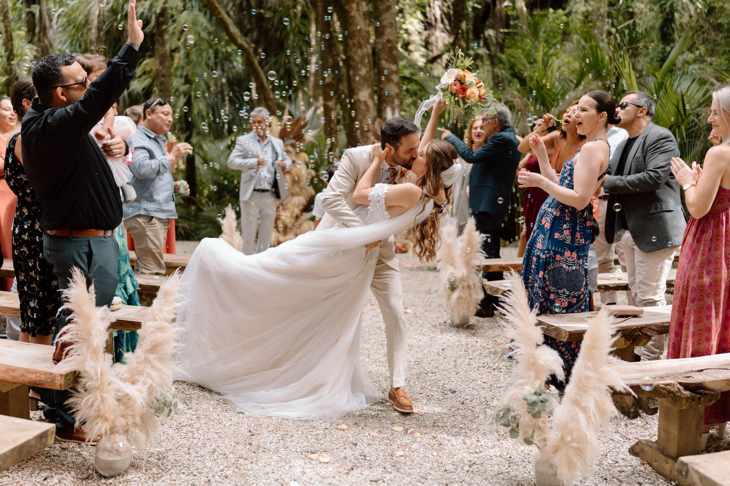 Luiza+Luis_Bridgewater-Estate-Auckland-Wedding-Photography75.jpg