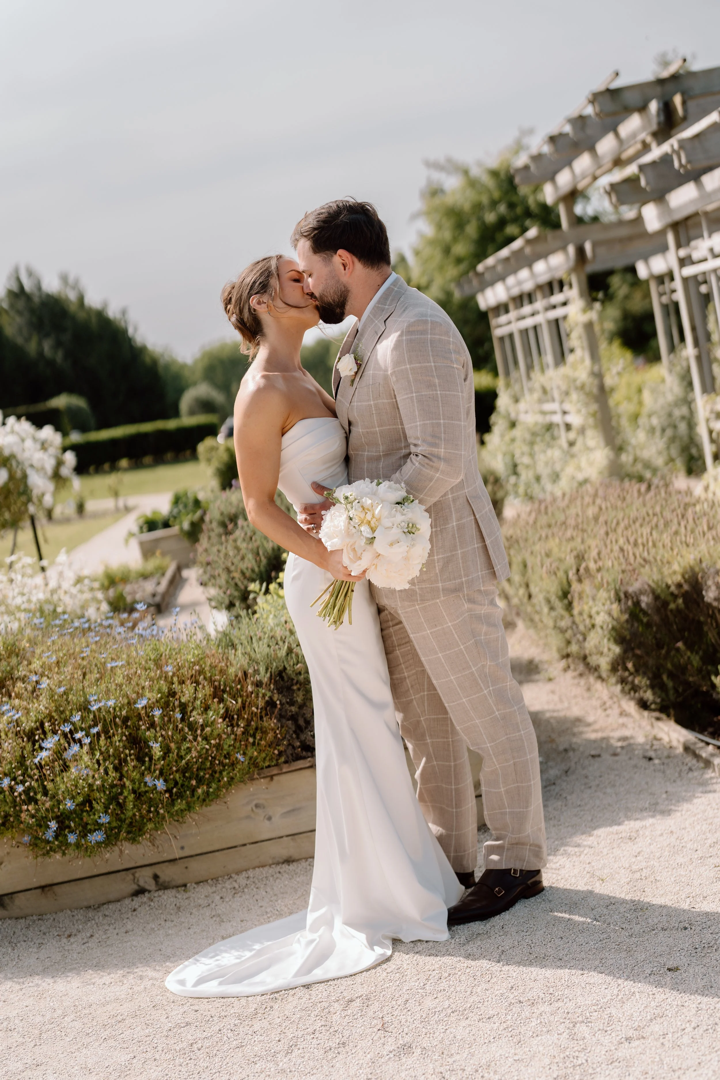 Hannah+Alex_Previews-192.jpg