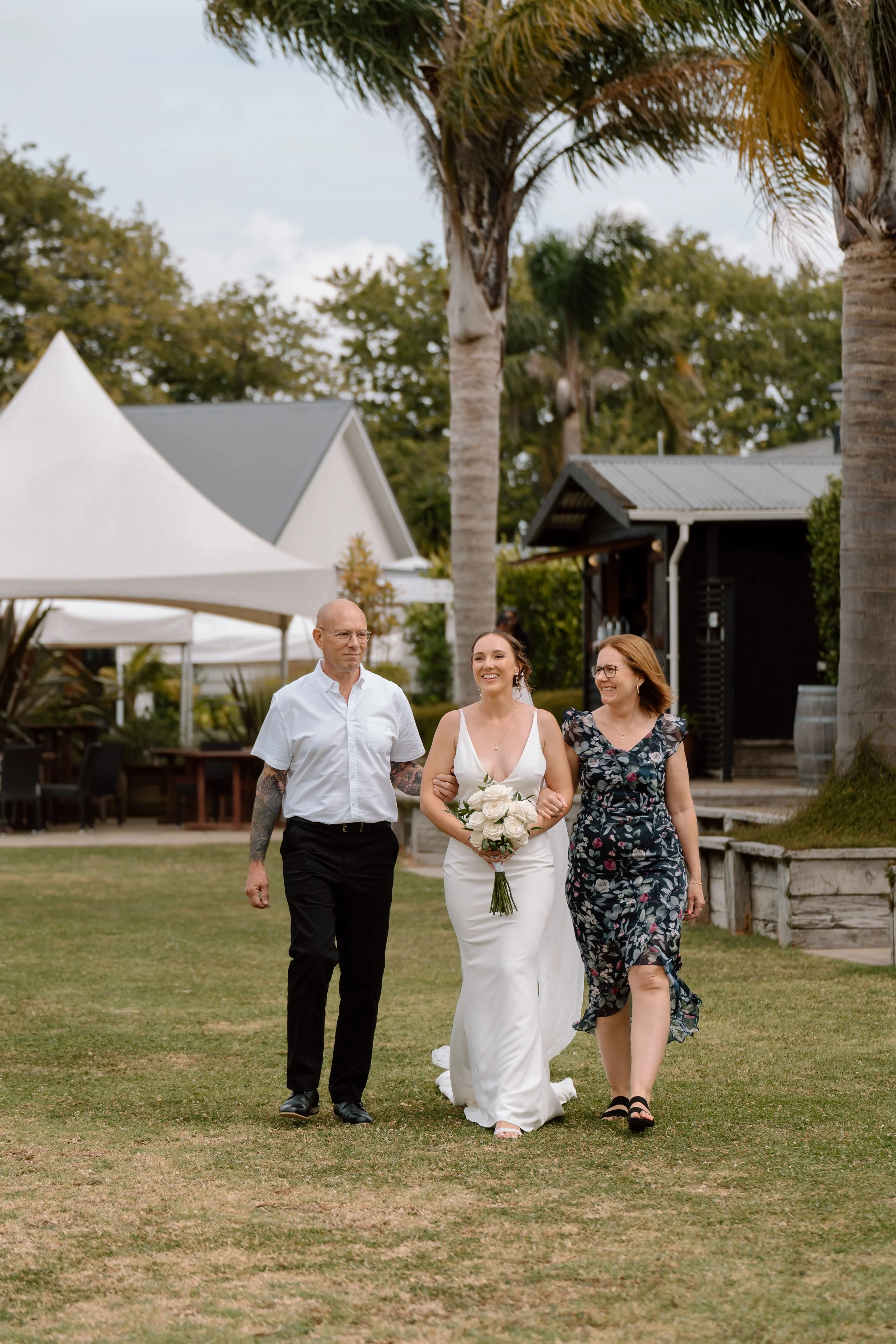 The-Boat-House-Riverhead-Auckland-Wedding-Venue-Emma-and-Hamish31.jpg