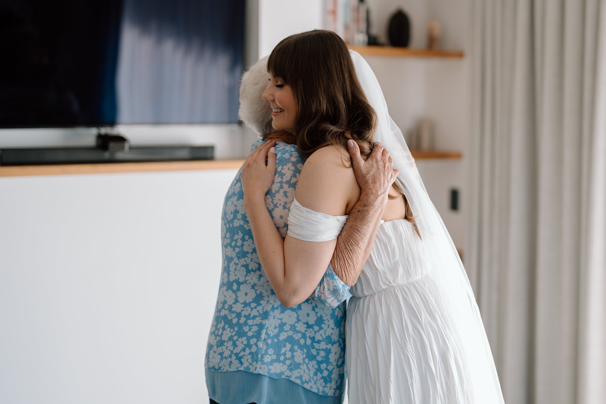 JJ+Jasmine-Wellington-Wedding-Photographer-Rose-&-Smith-Tauherenikau-Racecourse38.jpg