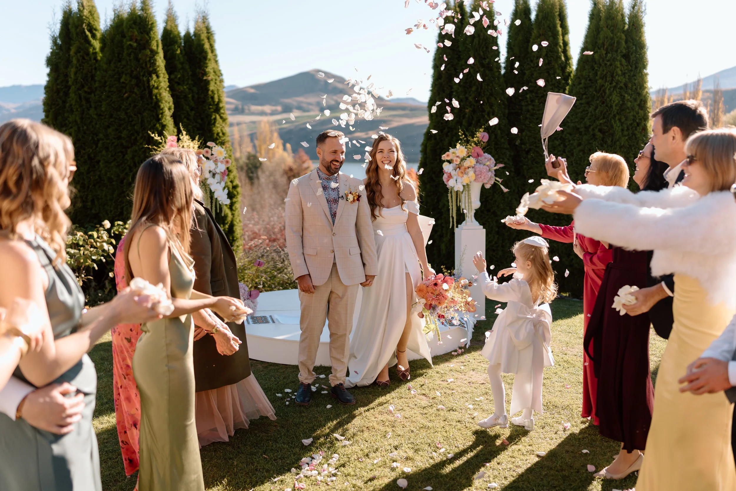 Helena+Gavin-Stoneridge-Estate-Queenstown-Wedding-Photographer98.jpg