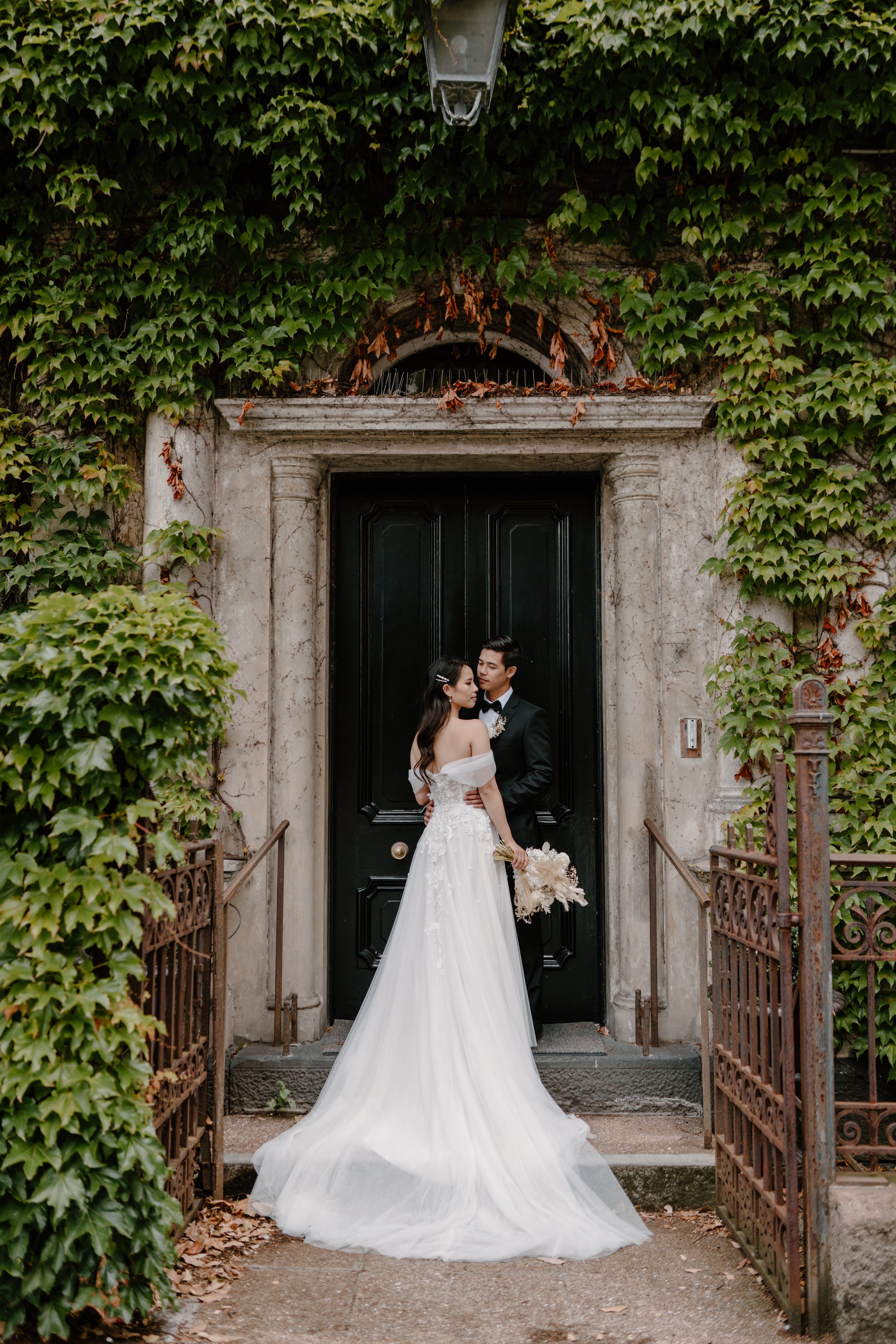 Huong+David_Glasshouse-Morningside-Auckland-Wedding-Photographer40.jpg